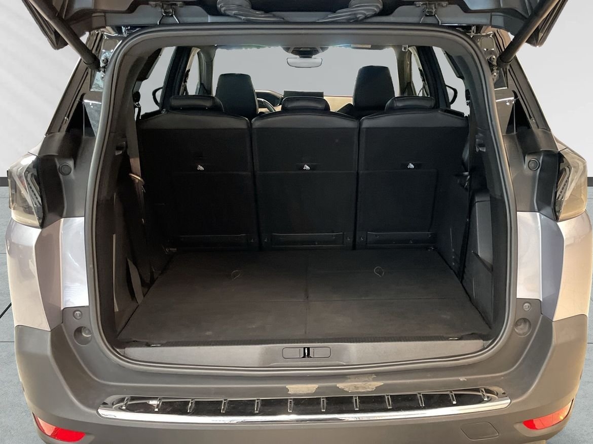 Peugeot 5008 GT 1,2T 130hk Automat 7Sits 2023, bild 5/8