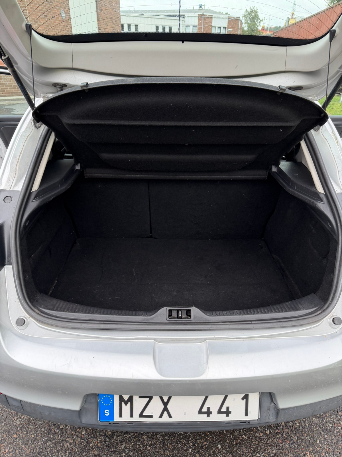 Renault Megane III 1.6 E85 Manuell 2013, bild 5/10