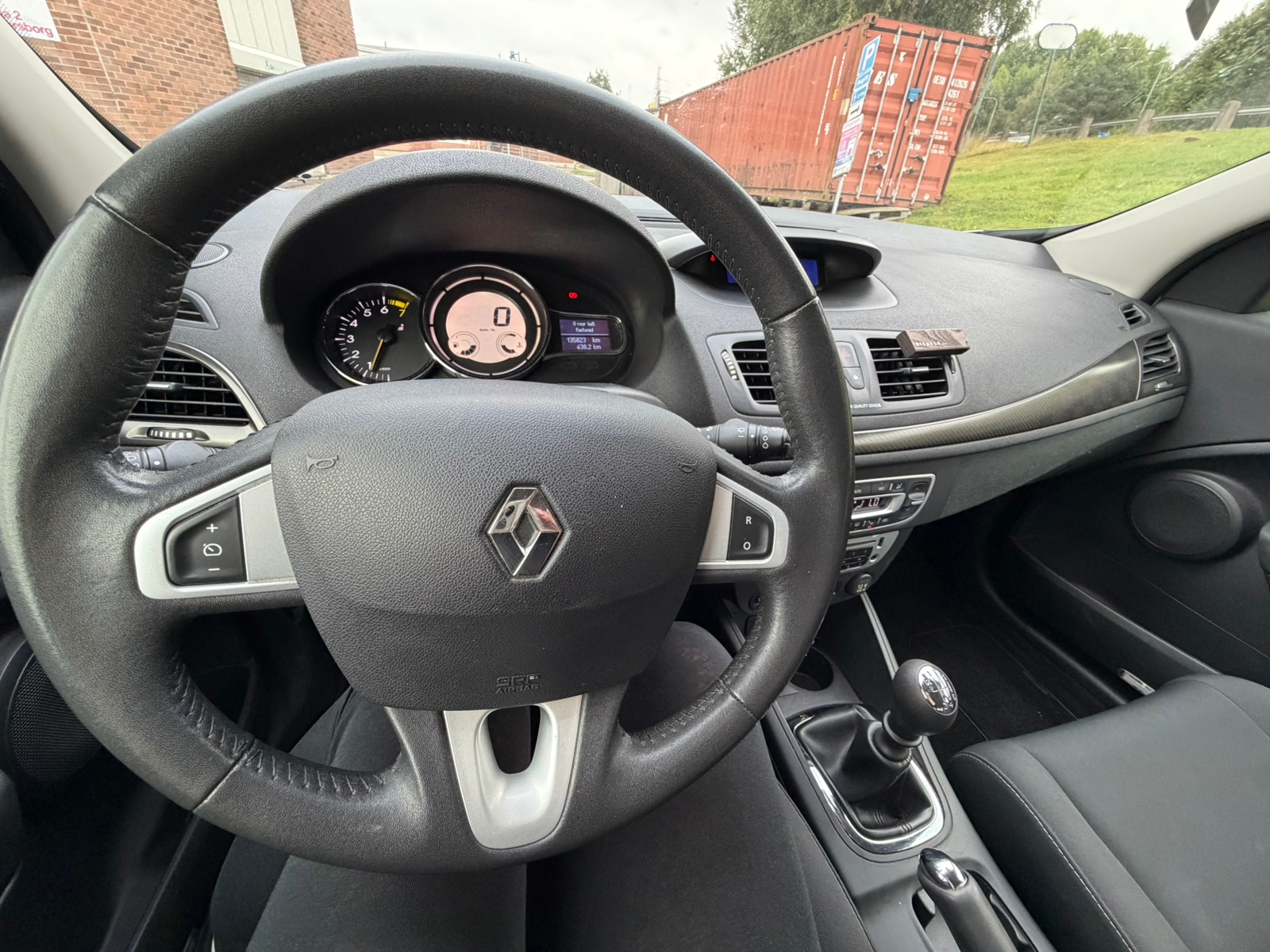 Renault Megane III 1.6 E85 Manuell 2013, bild 6/10