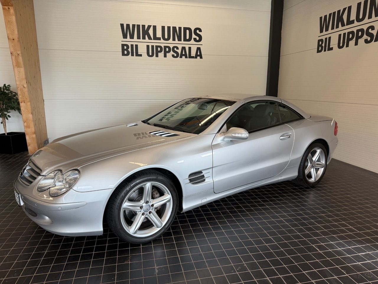 Mercedes-Benz SL 2003, bild 2/10