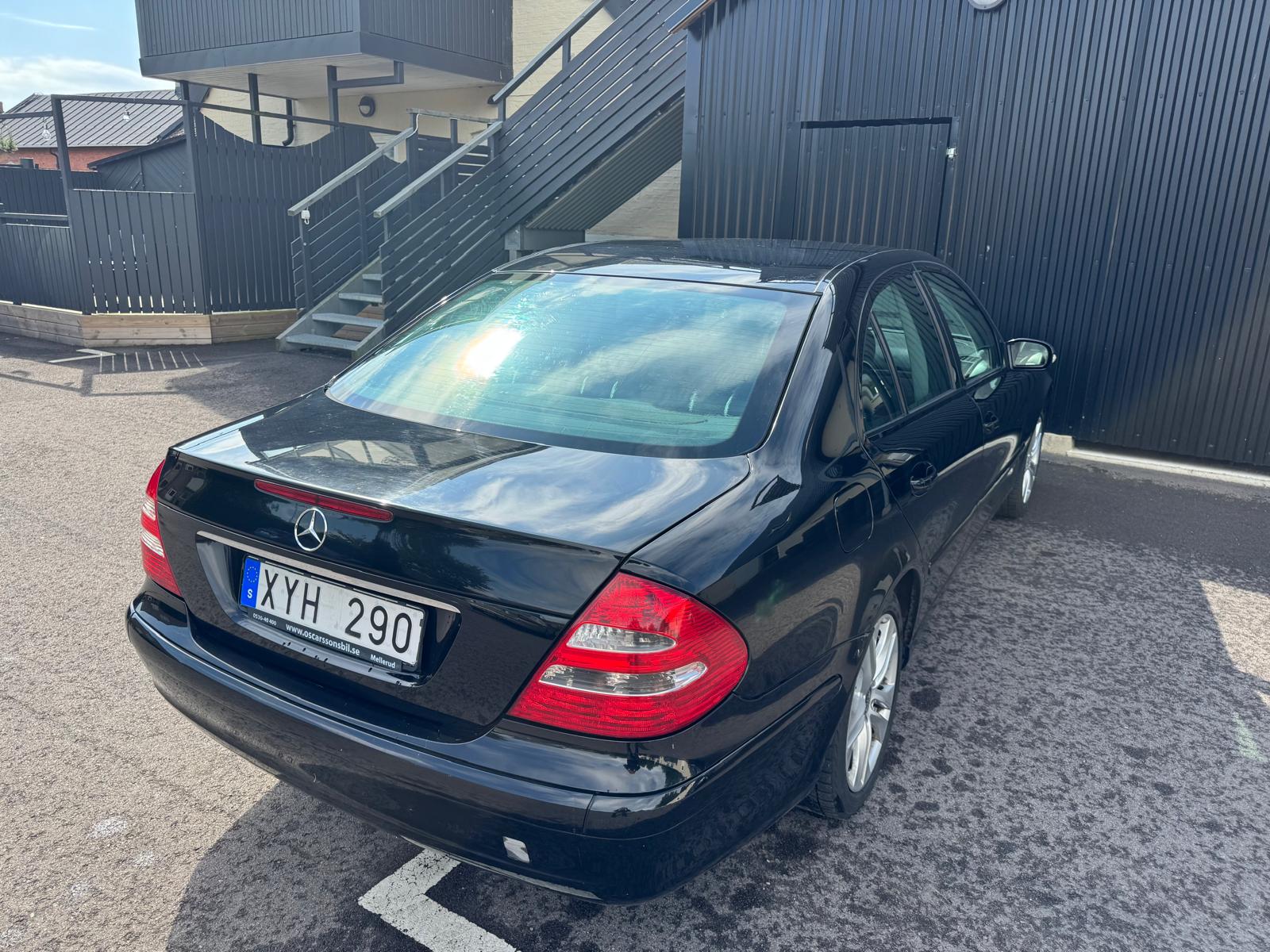 Mercedes-Benz E 200 CDI 5G-Tronic 2006, bild 2/3