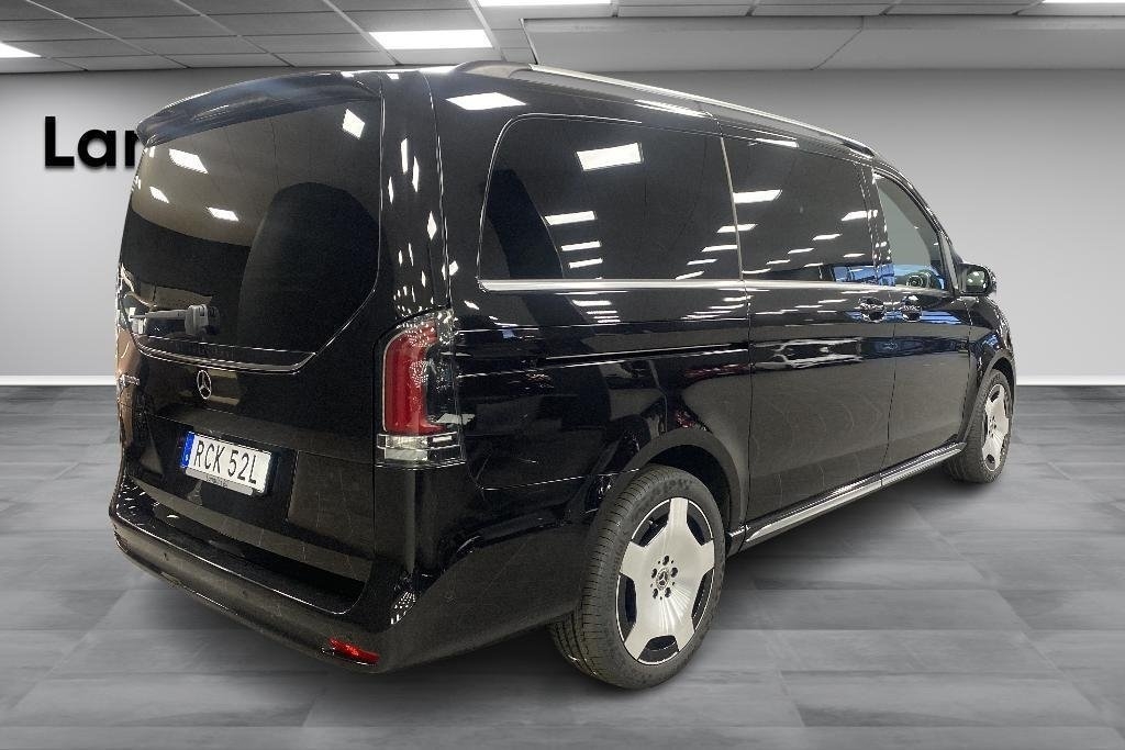 Mercedes-Benz V 2026, bild 7/10