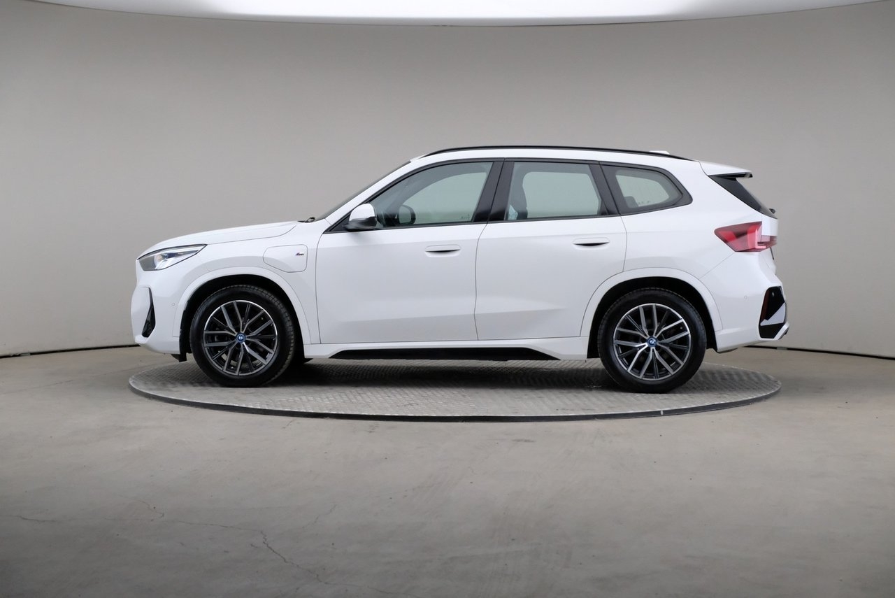 BMW X1 xDrive25e 245hk M Sport 2025, photo 4/10