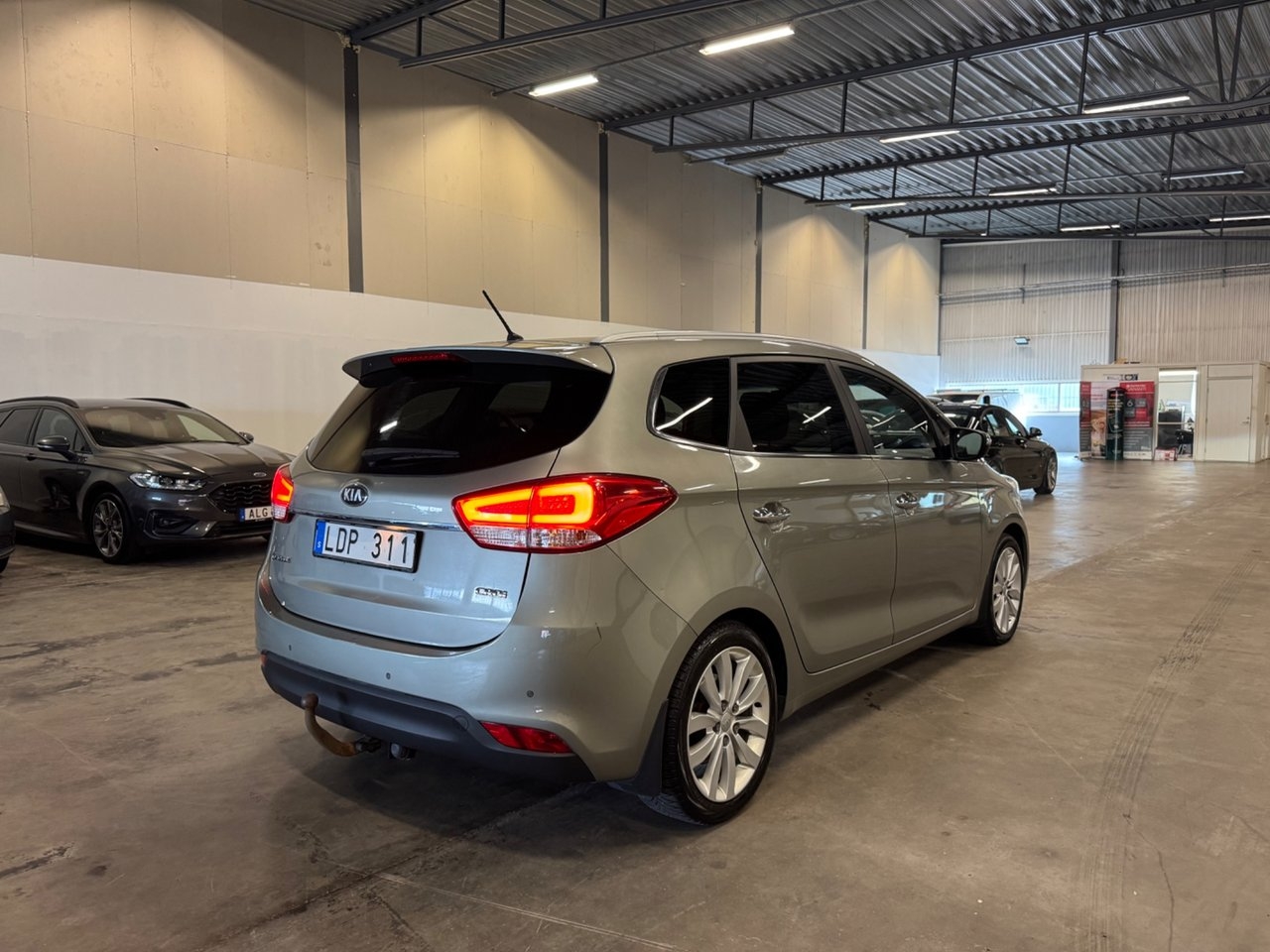 Kia Carens 1.7 CRDi GLS 7-stisig Euro 5 2014, bild 5/10