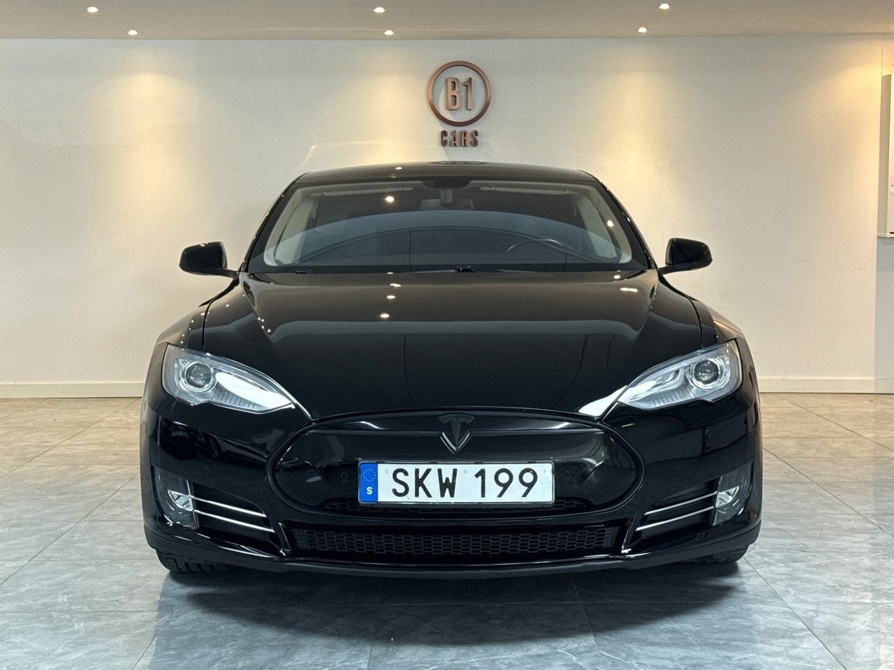 Tesla Model S 2013, kuva 6/10