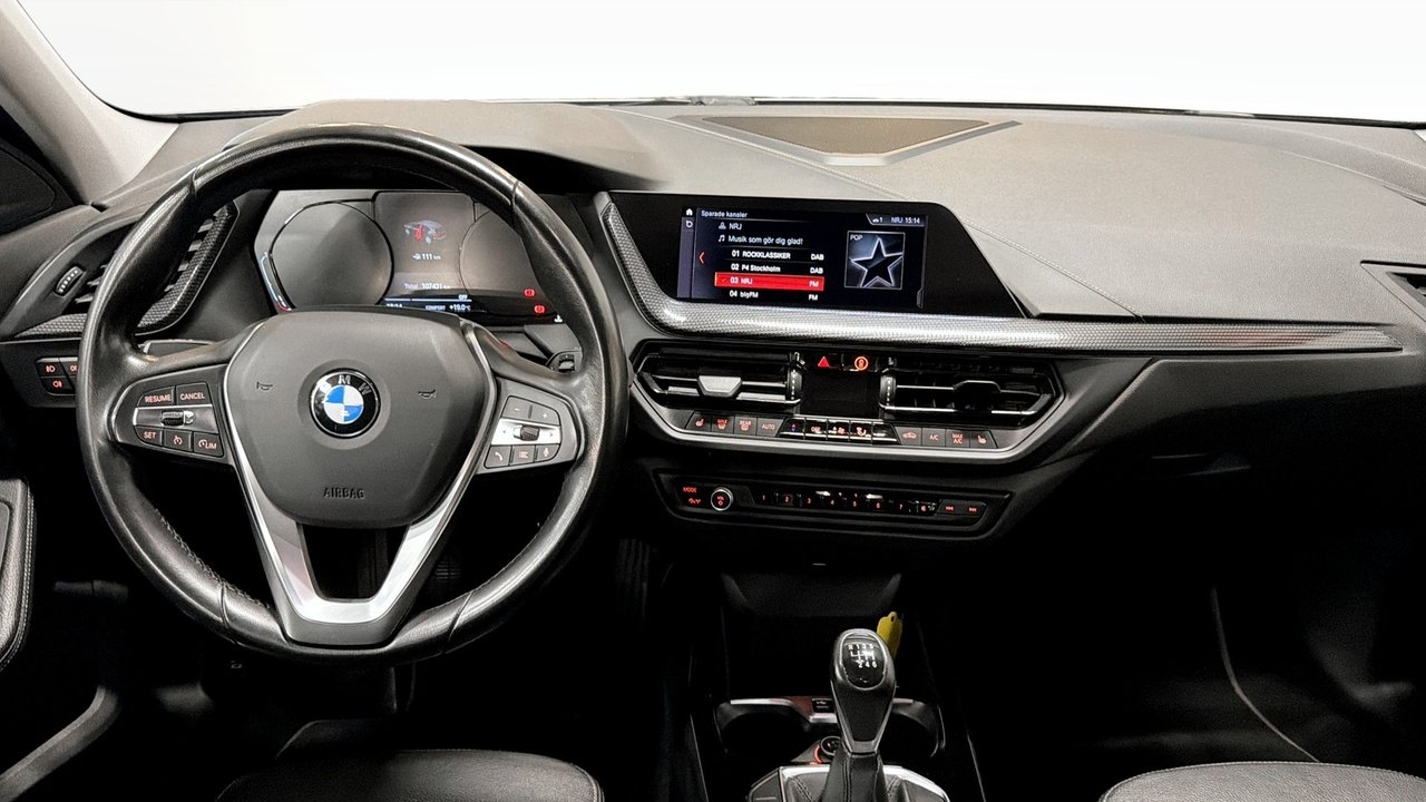 BMW 118 i 5-d Sport Line Hi-Fi M-ratt 2020, bild 4/13