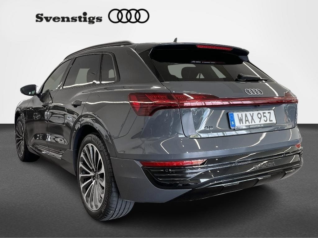 Audi Q8 e-tron 2024, photo 5/10