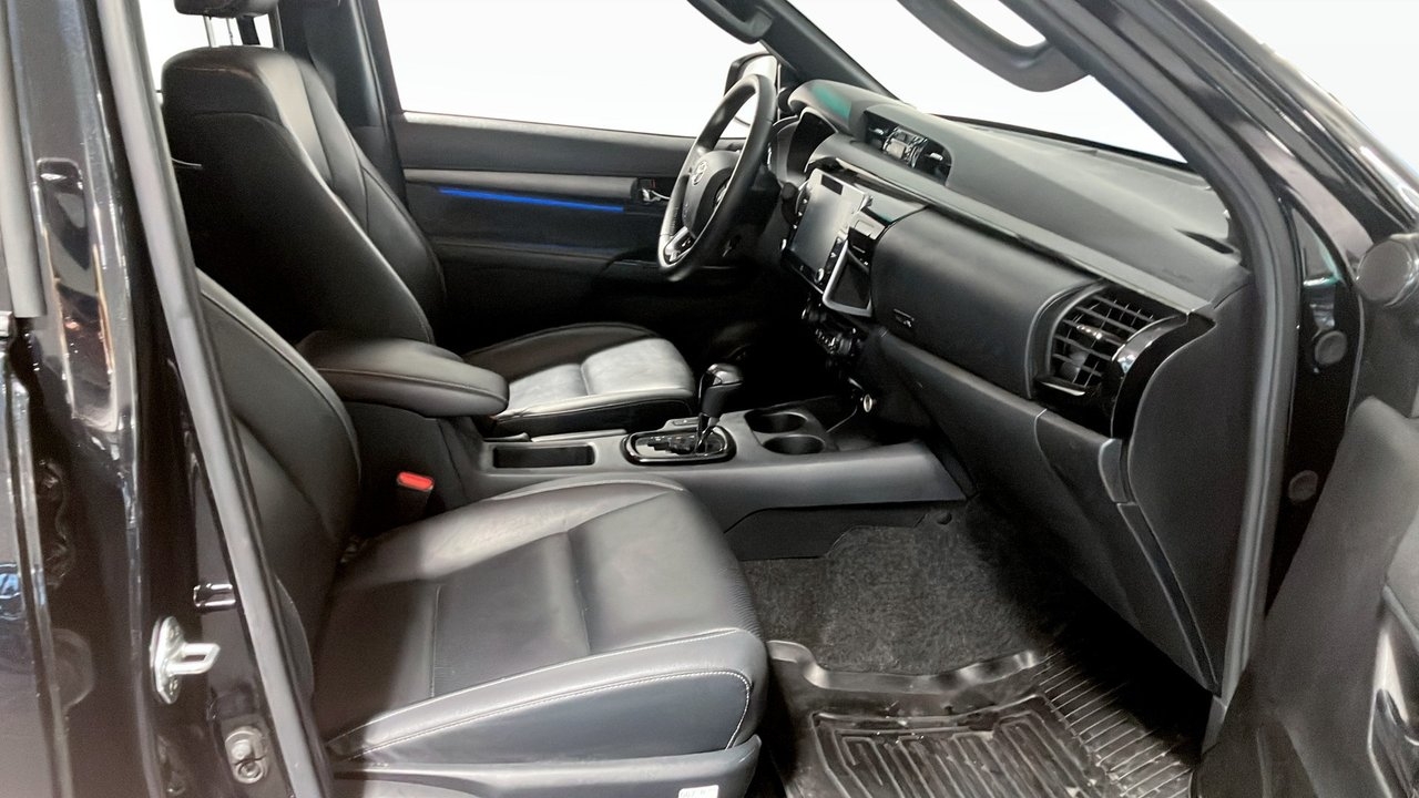 Toyota HiLux 2024, bild 3/10