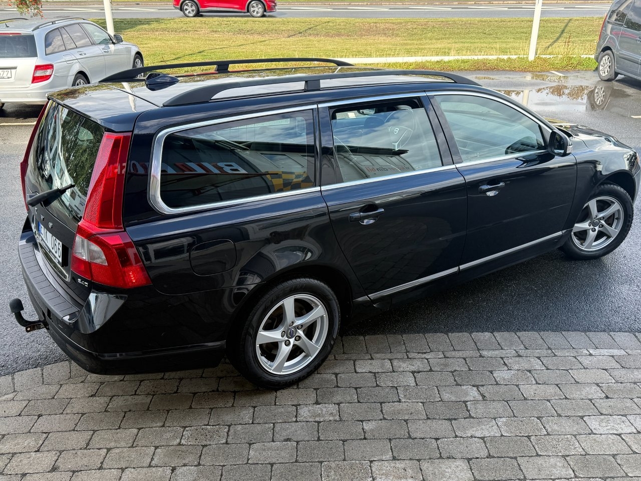 Volvo V70 2.4D Business Momentum 2010, bild 4/10