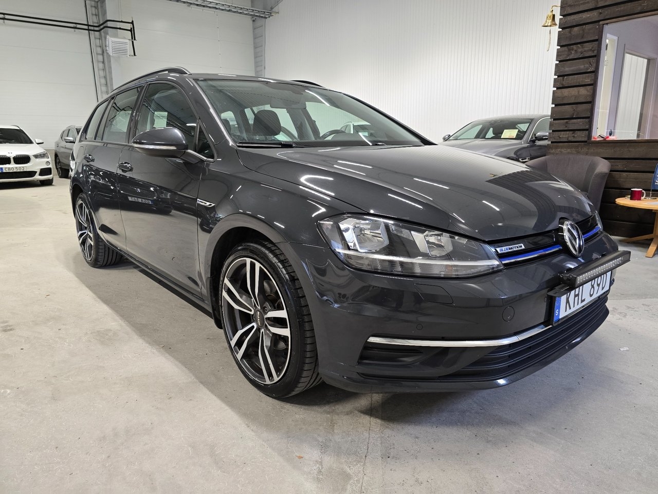 Volkswagen Golf 1.5 TGI BlueMotion Base 2019, bild 2/10