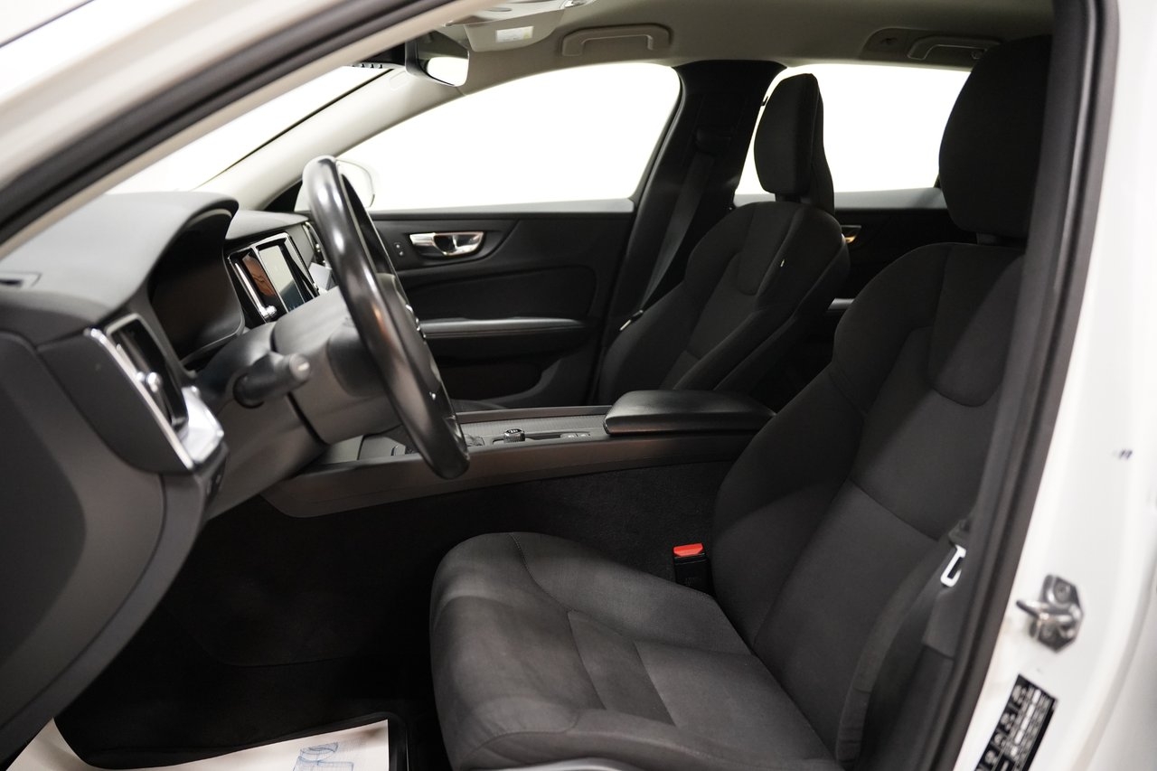 Volvo V60 2020, kuva 7/10