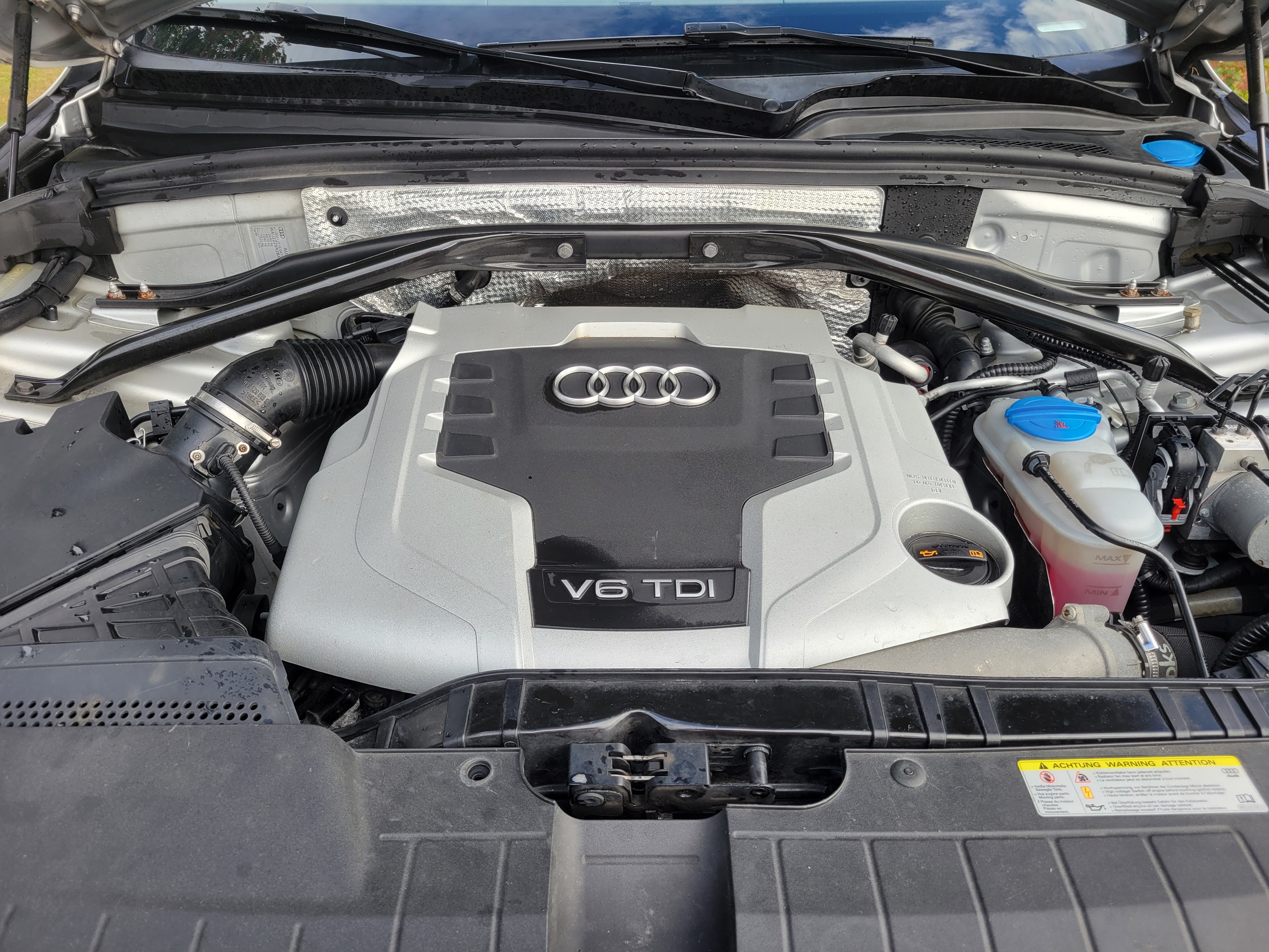 Audi Q5 3.0 TDI V6 DPF quattro S Tronic 2011, kuva 8/8