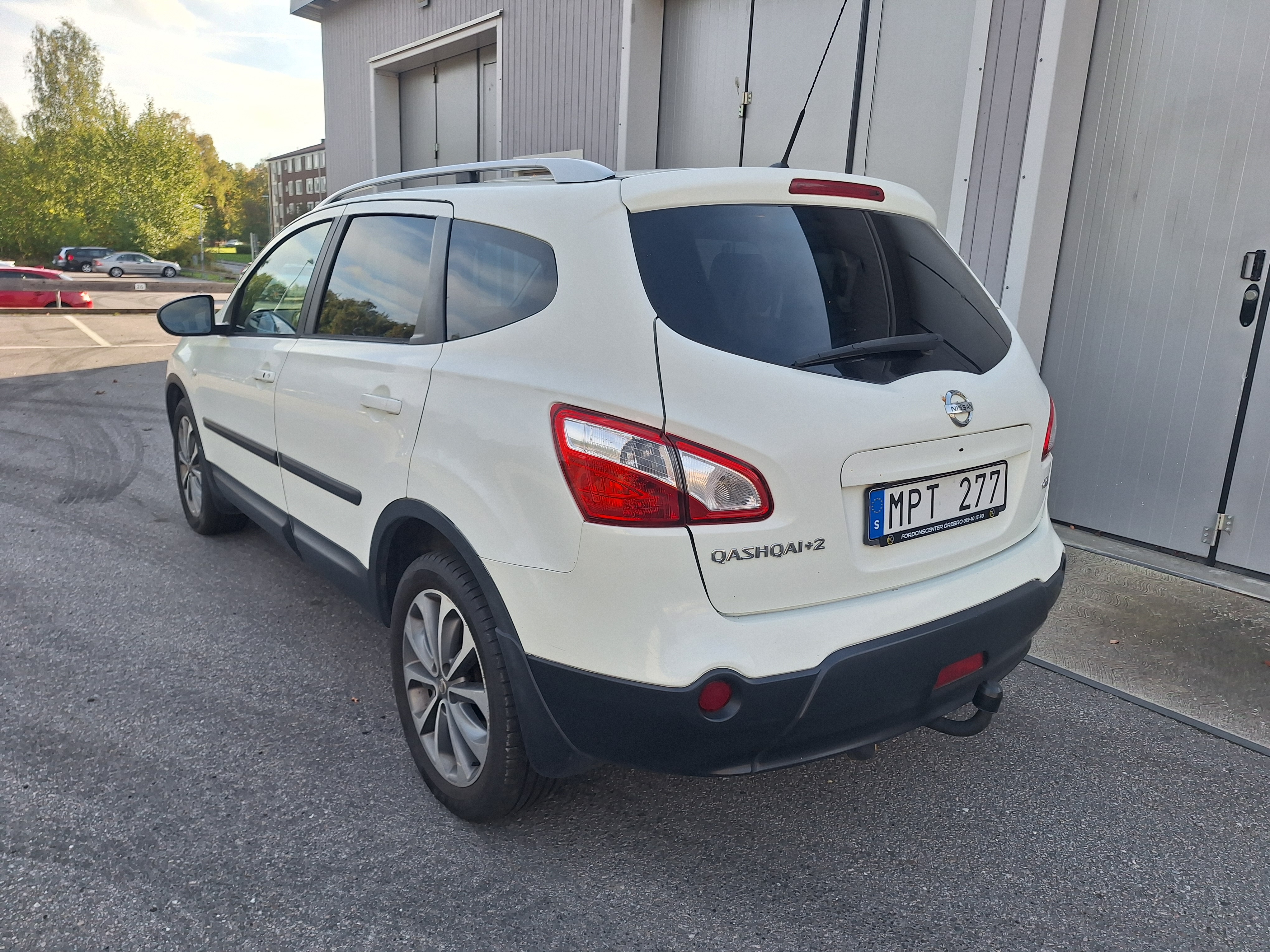 Nissan Qashqai+2 2011, kuva 5/19