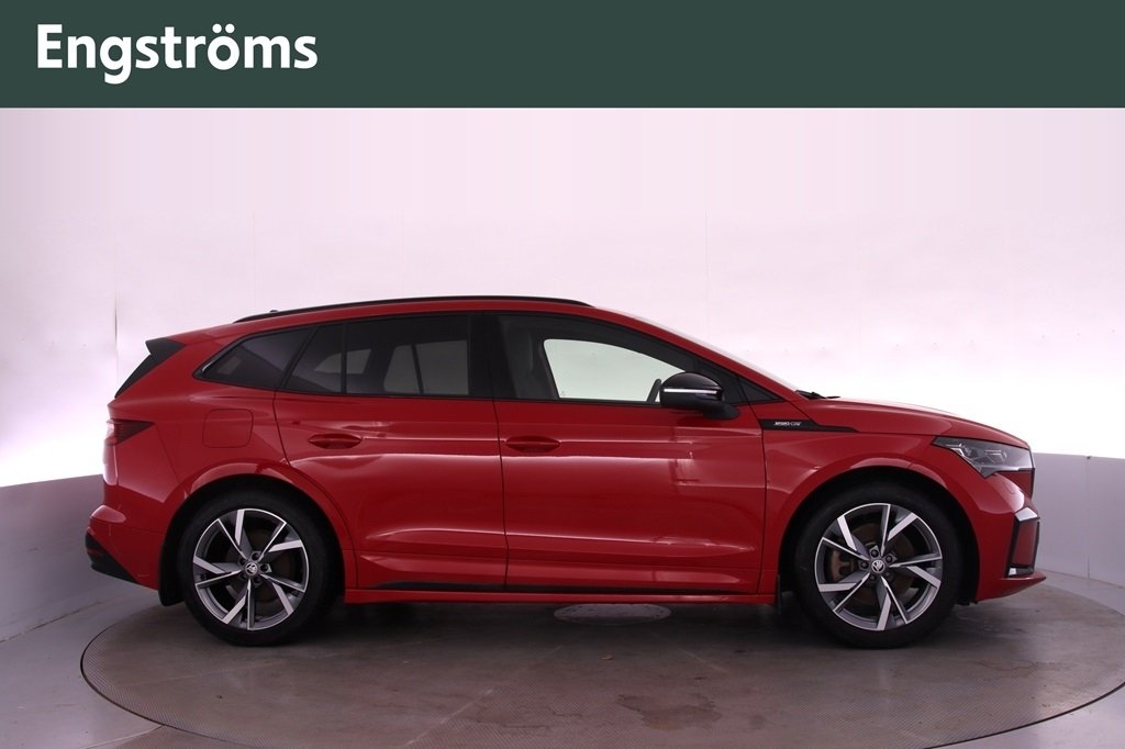 Skoda Enyaq 2023, bild 2/10