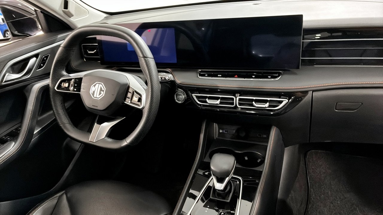 MG HS LUXURY PLUG-IN HYBRID 2024, bild 4/9