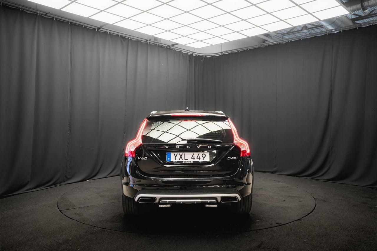 Volvo V60 Cross Country 2018, bild 7/10