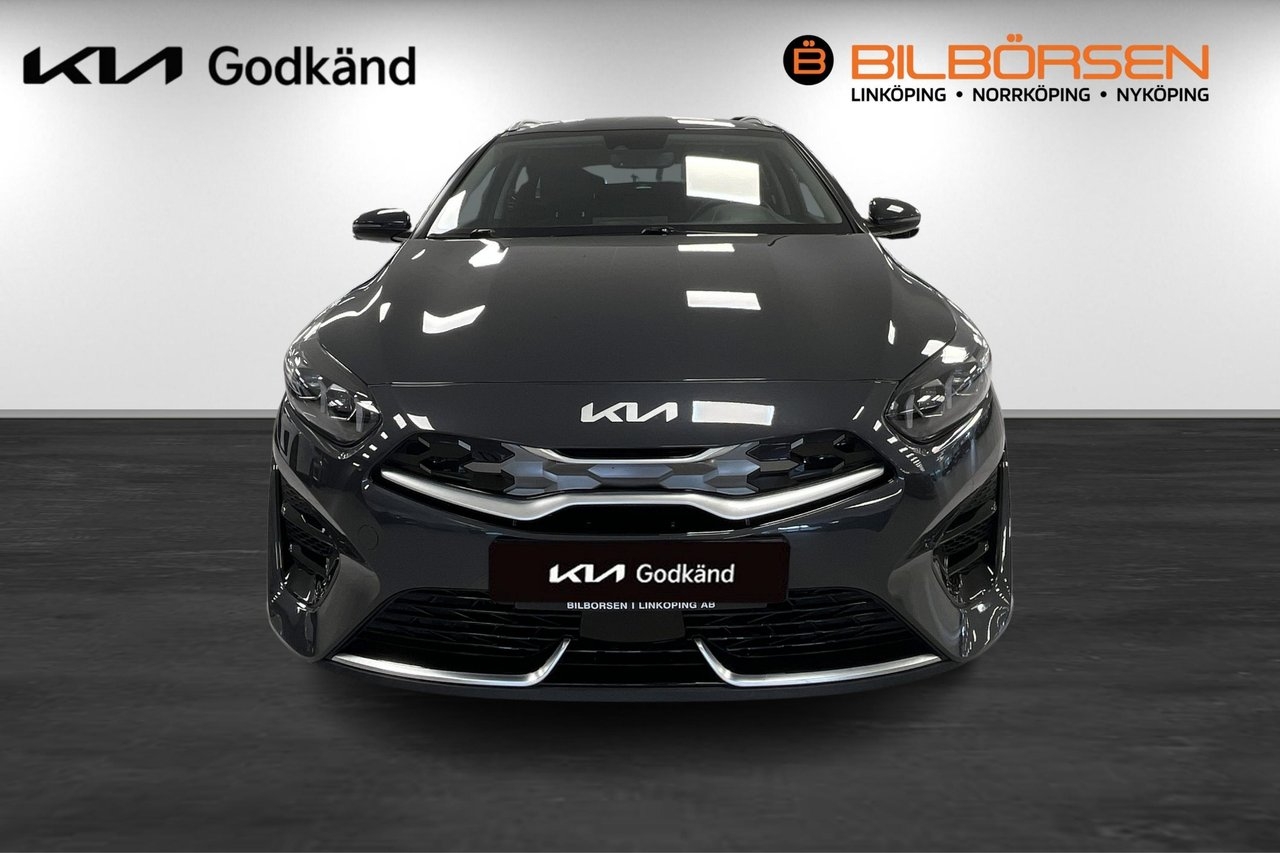 Kia Ceed SW Plug-in Hybrid Action 2023, bild 2/10
