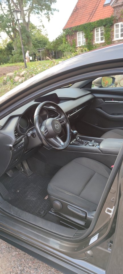 Mazda 3 2019, bild 7/8