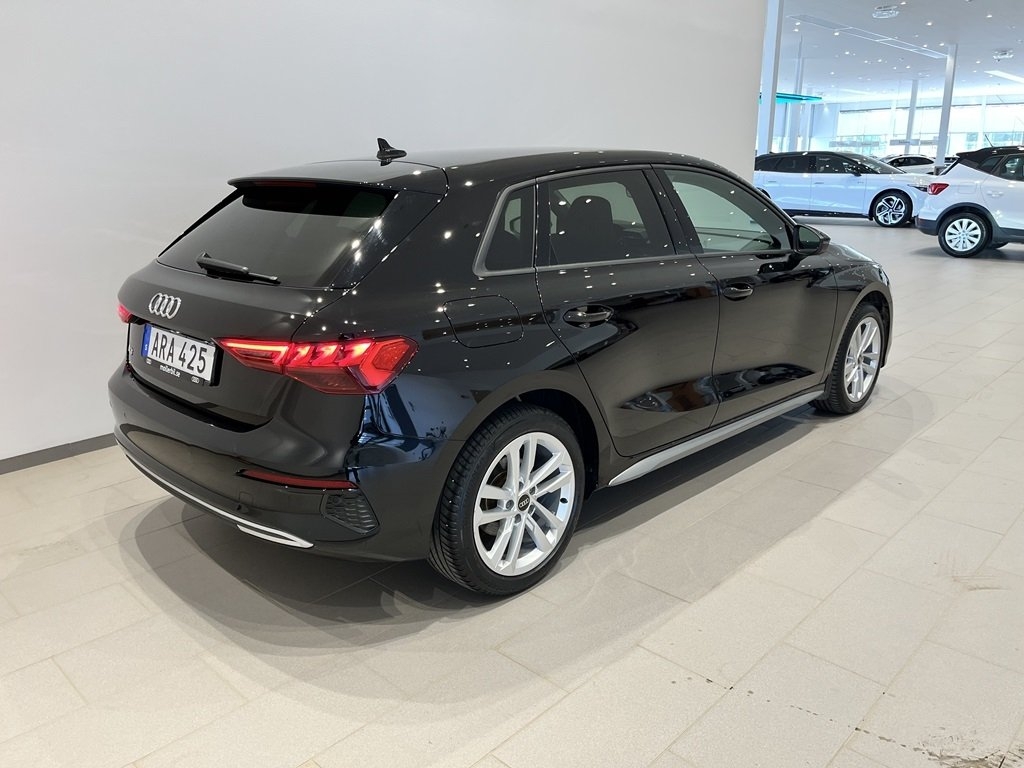 Audi A3 Sportback Advanced 2024, bild 3/9