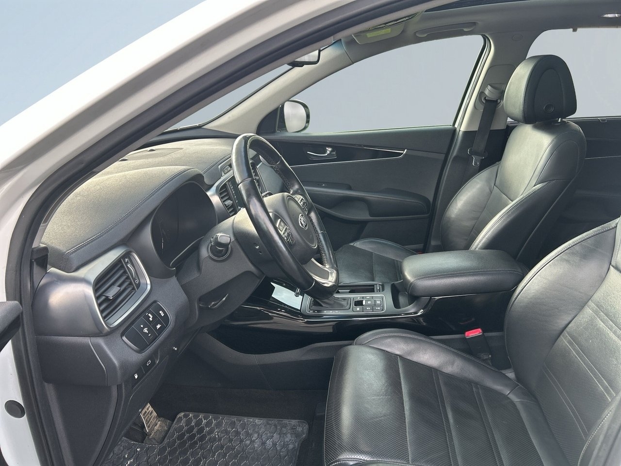 Kia Sorento 2016, photo 7/24