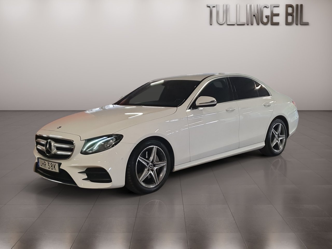 Mercedes-Benz E