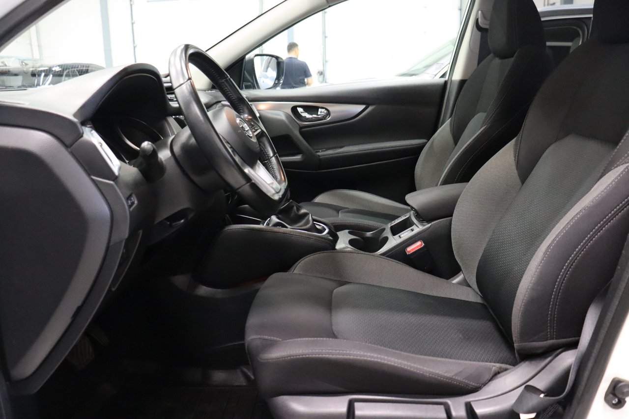Nissan Qashqai 2018, photo 7/10