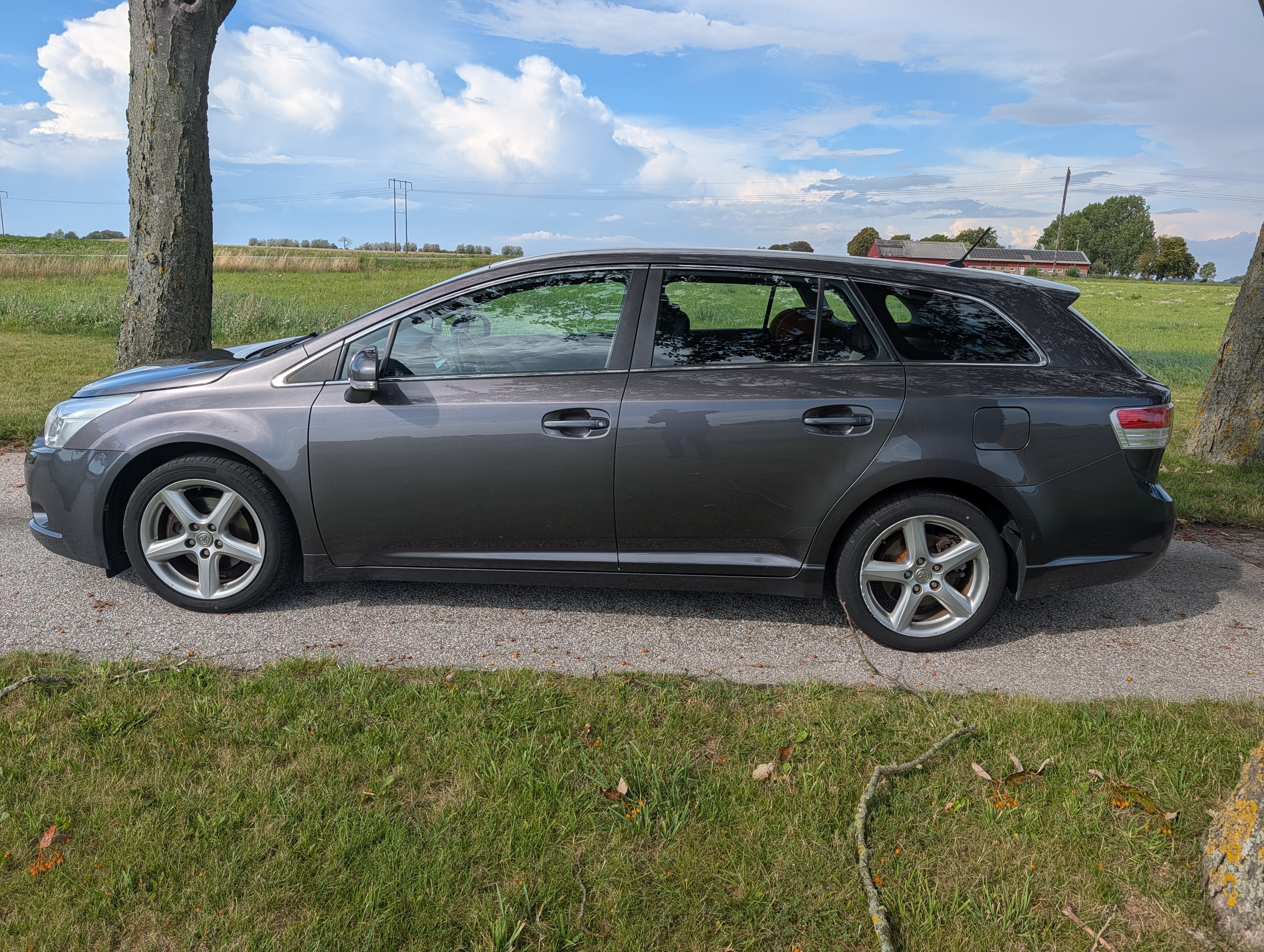 Toyota Avensis 2010, bild 4/7