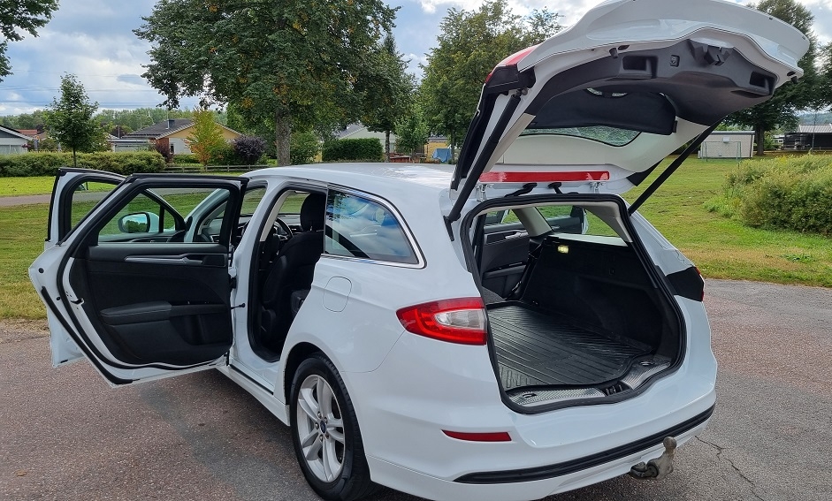 Ford Mondeo Kombi 2.0 TDCi Manuell 2015, kuva 3/10
