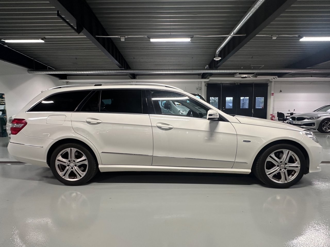 Mercedes-Benz E 2011, bild 6/9
