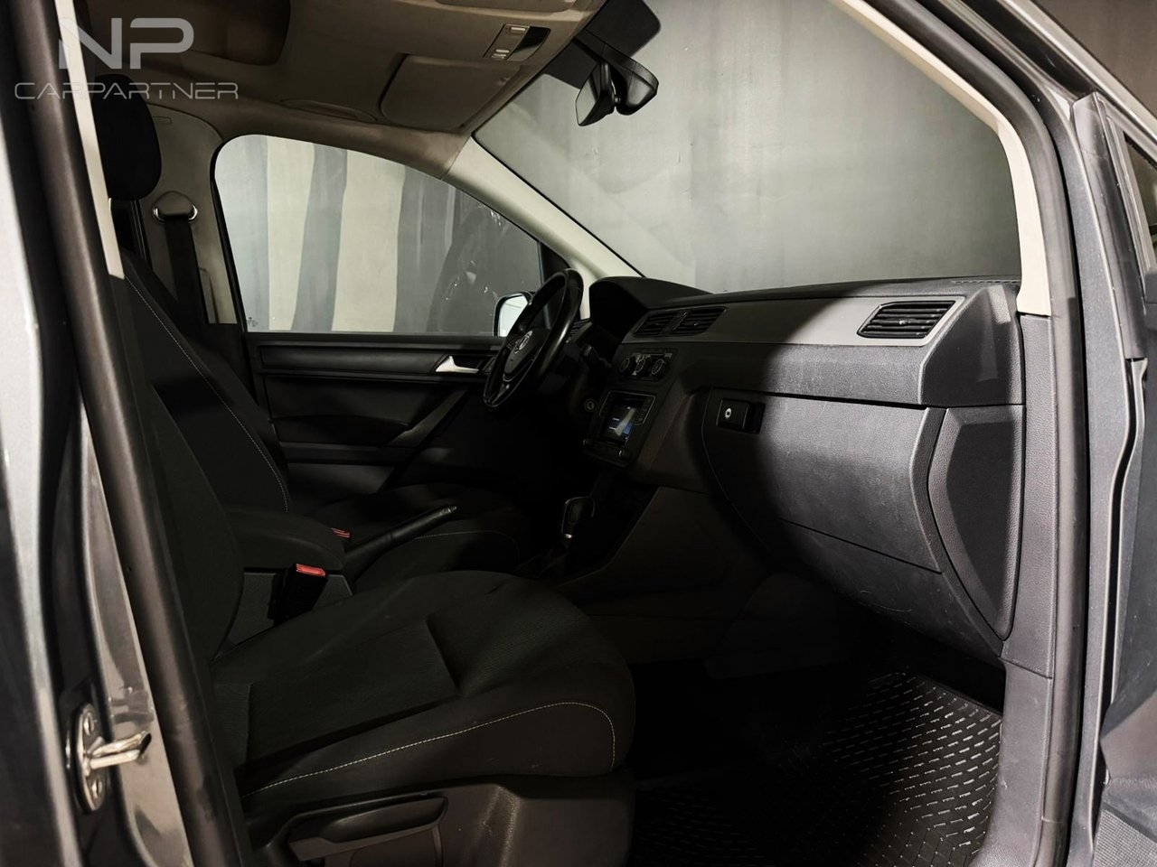 Volkswagen Caddy 2017, bild 5/10