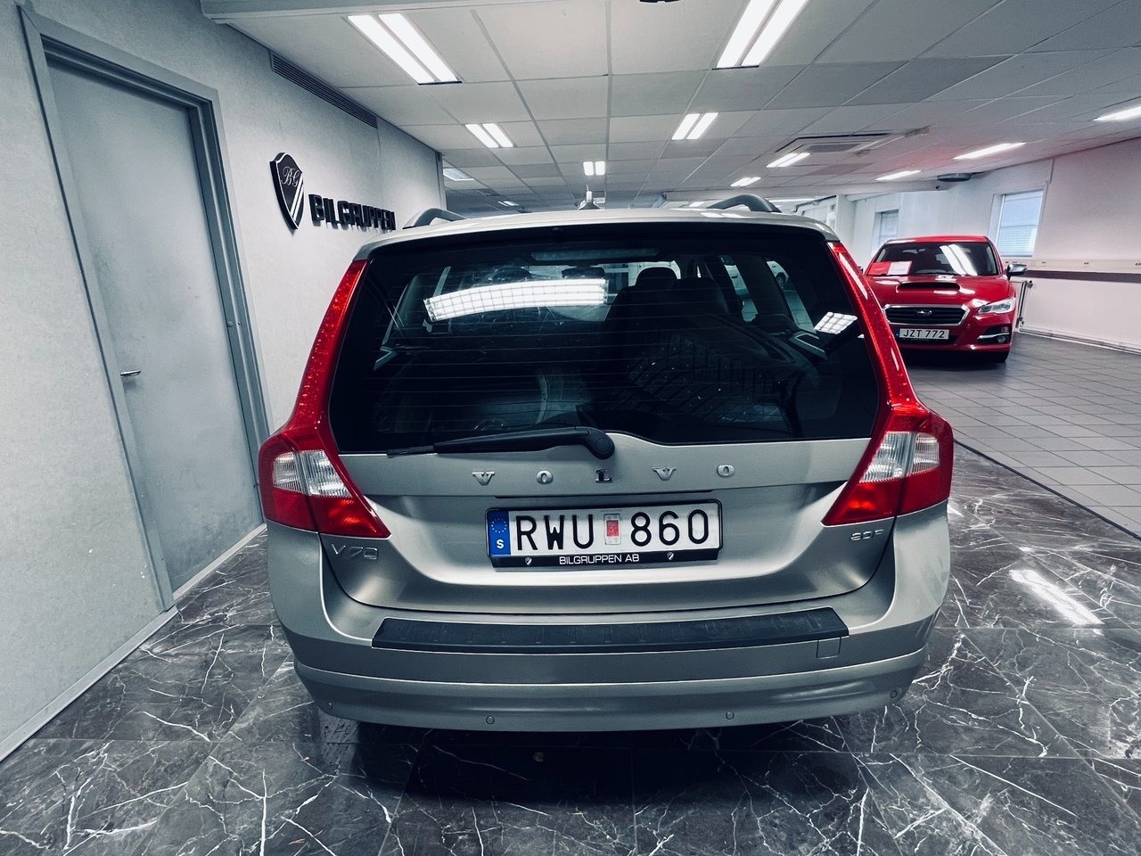 Volvo V70 2.0F Momentum Euro4 2008, bild 5/10