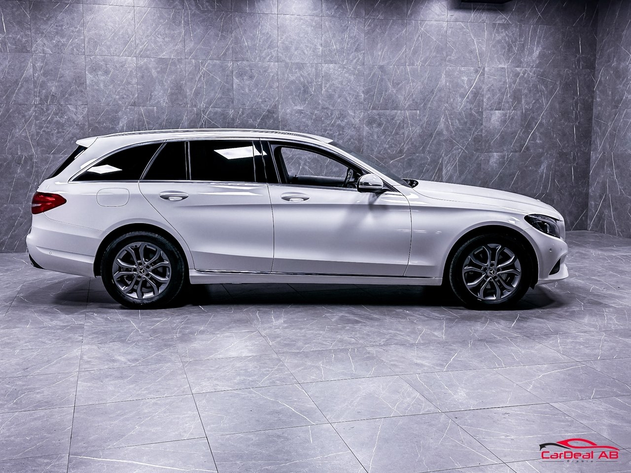 Mercedes-Benz C 2018, photo 2/10