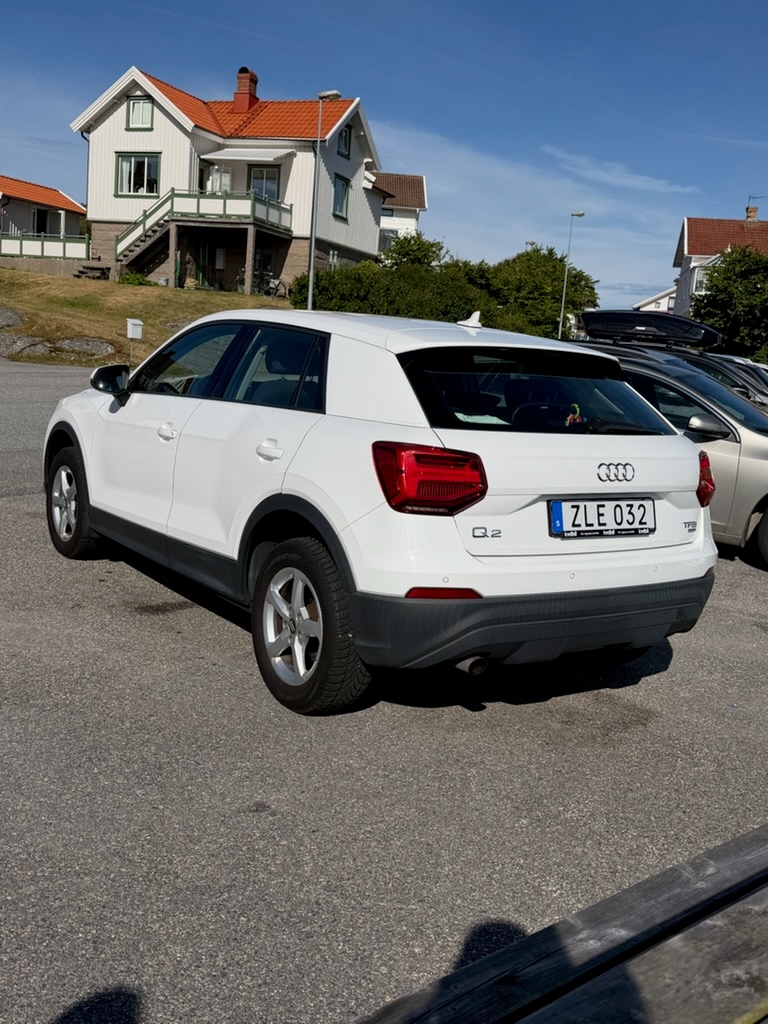 Audi Q2 1.0 TFSI Manuell 2018, bild 2/6
