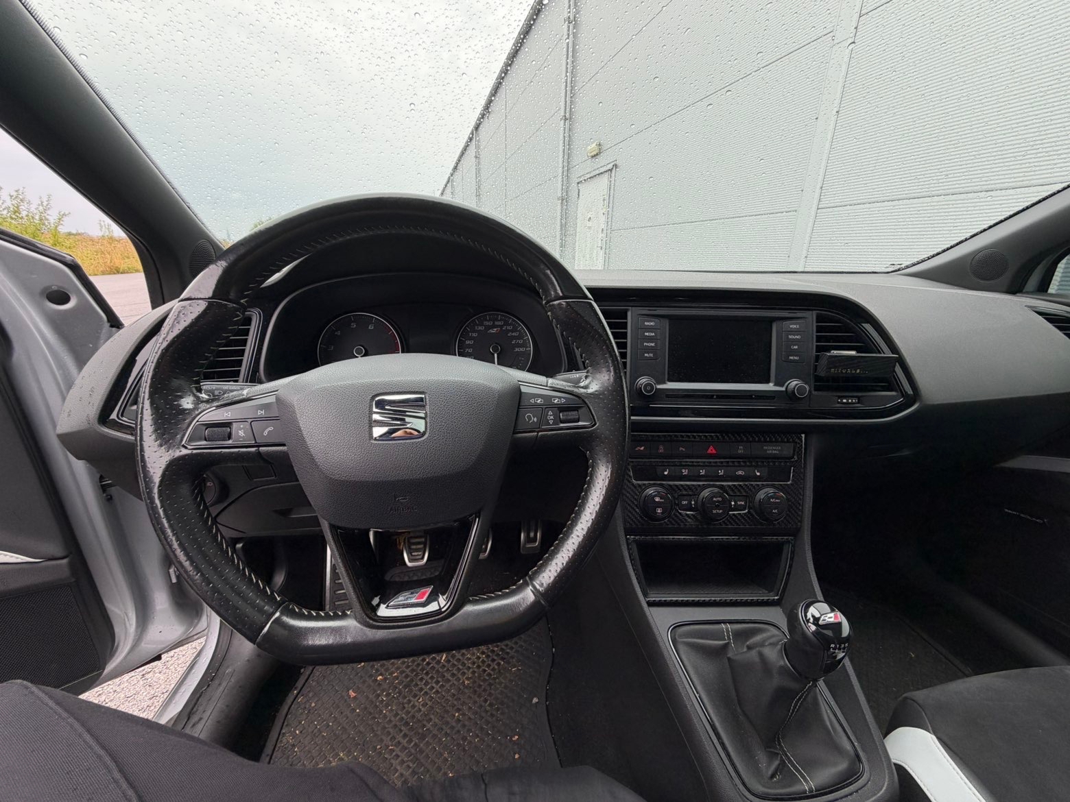 Seat Leon Cupra 2.0 TSI Manuell 2015, bild 7/7