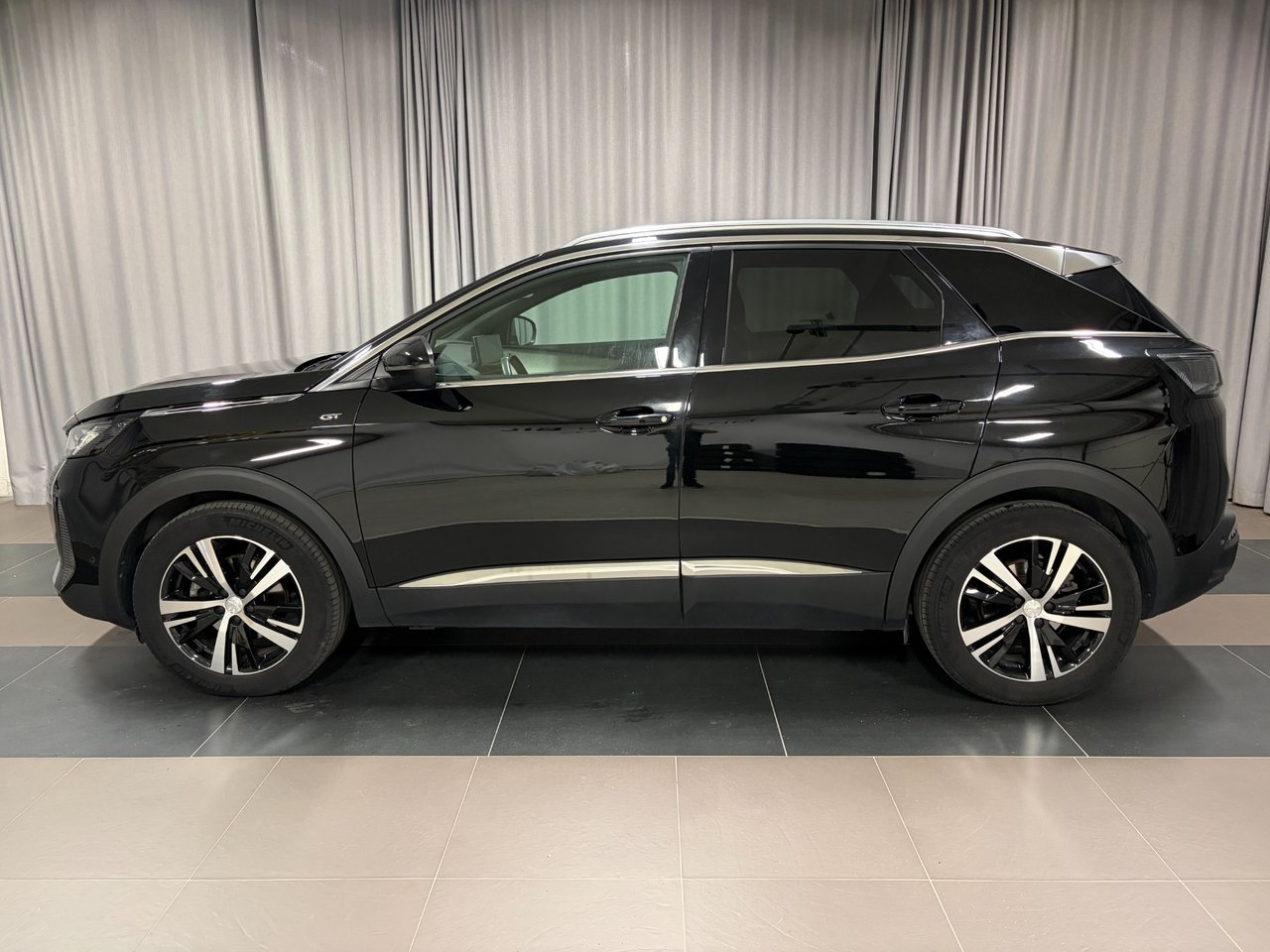 Peugeot 3008 GT PureTech 130 AUT8 Inkl 2023, bild 2/10