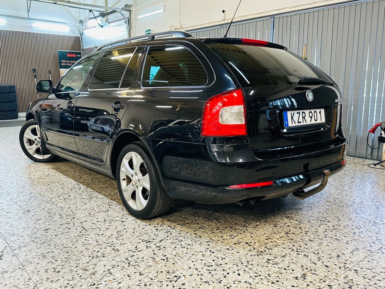 Skoda Octavia 2011, bild 4/10