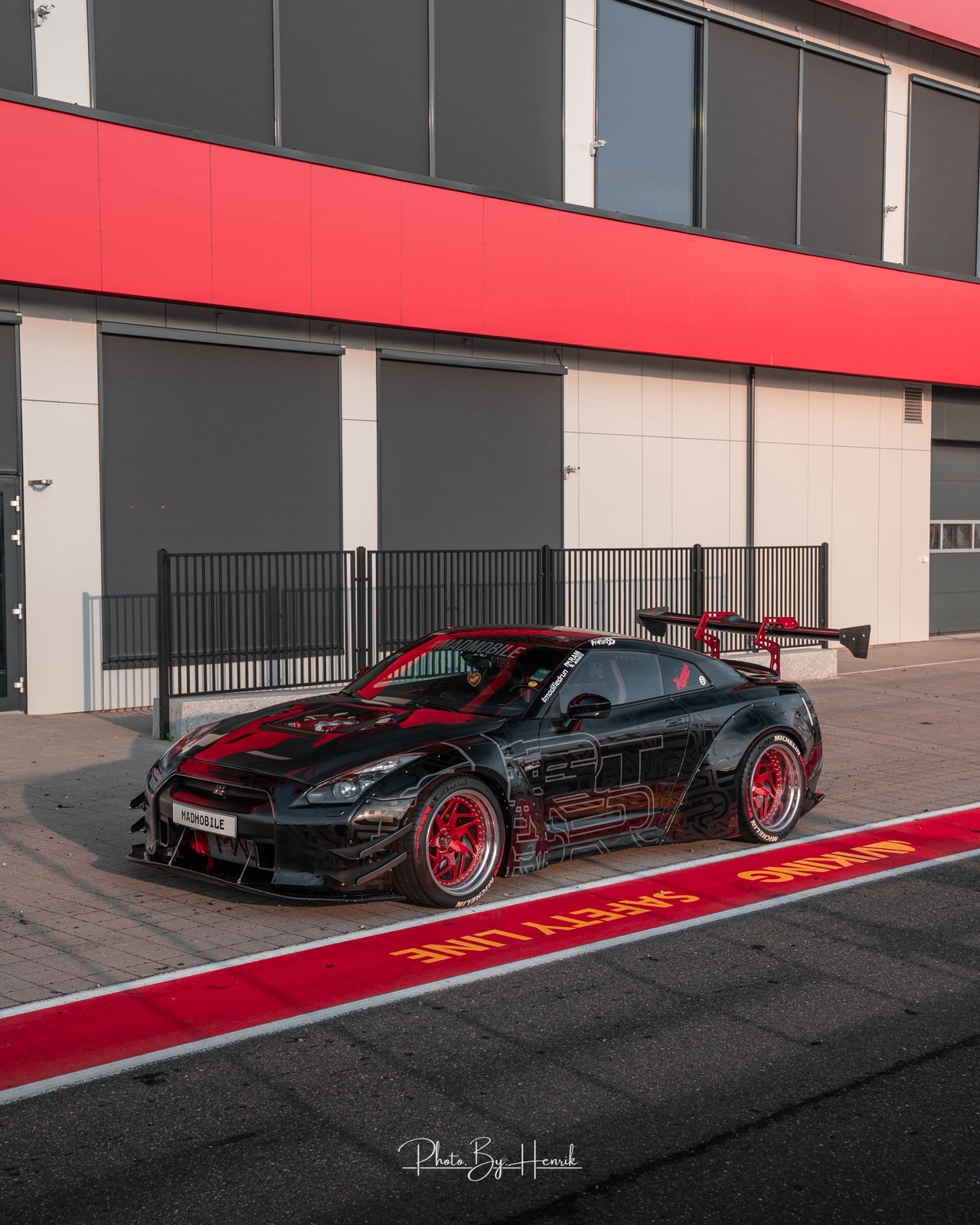 Nissan GT-R