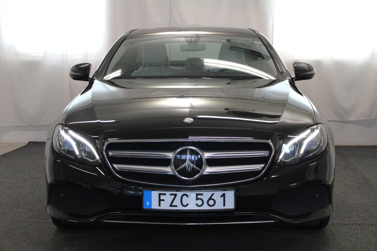 Mercedes-Benz E 220 d Sedan 9G-Tronic 2017, bild 3/10