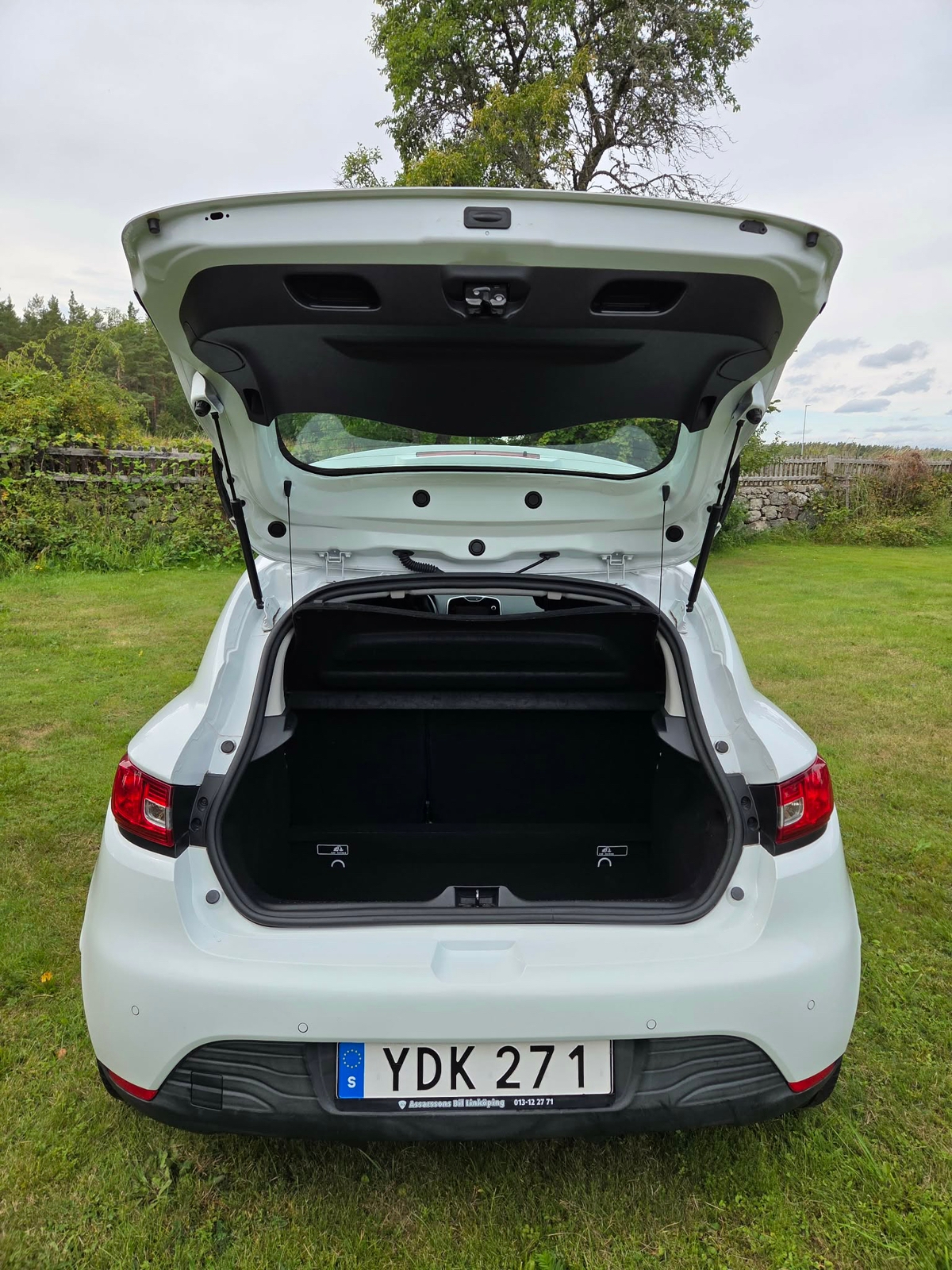 Renault Clio 1.2 TCe EDC 2016, bild 4/10