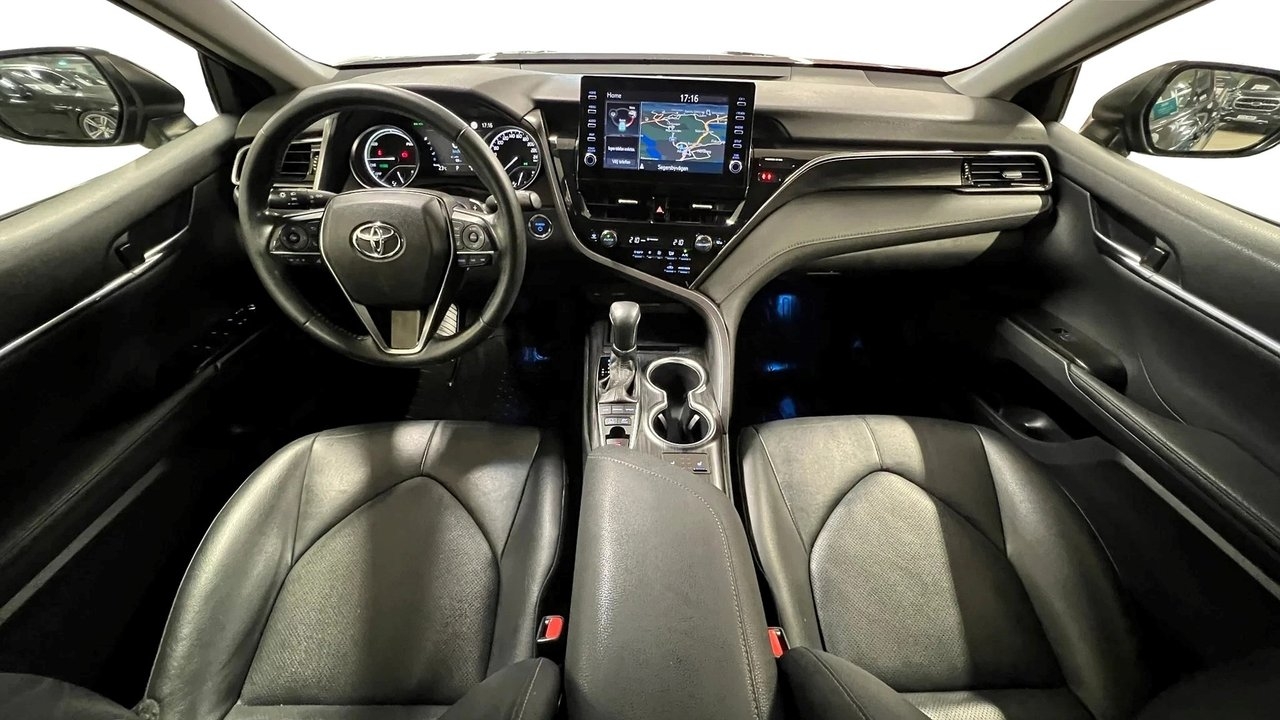Toyota Camry 2021, bild 6/10