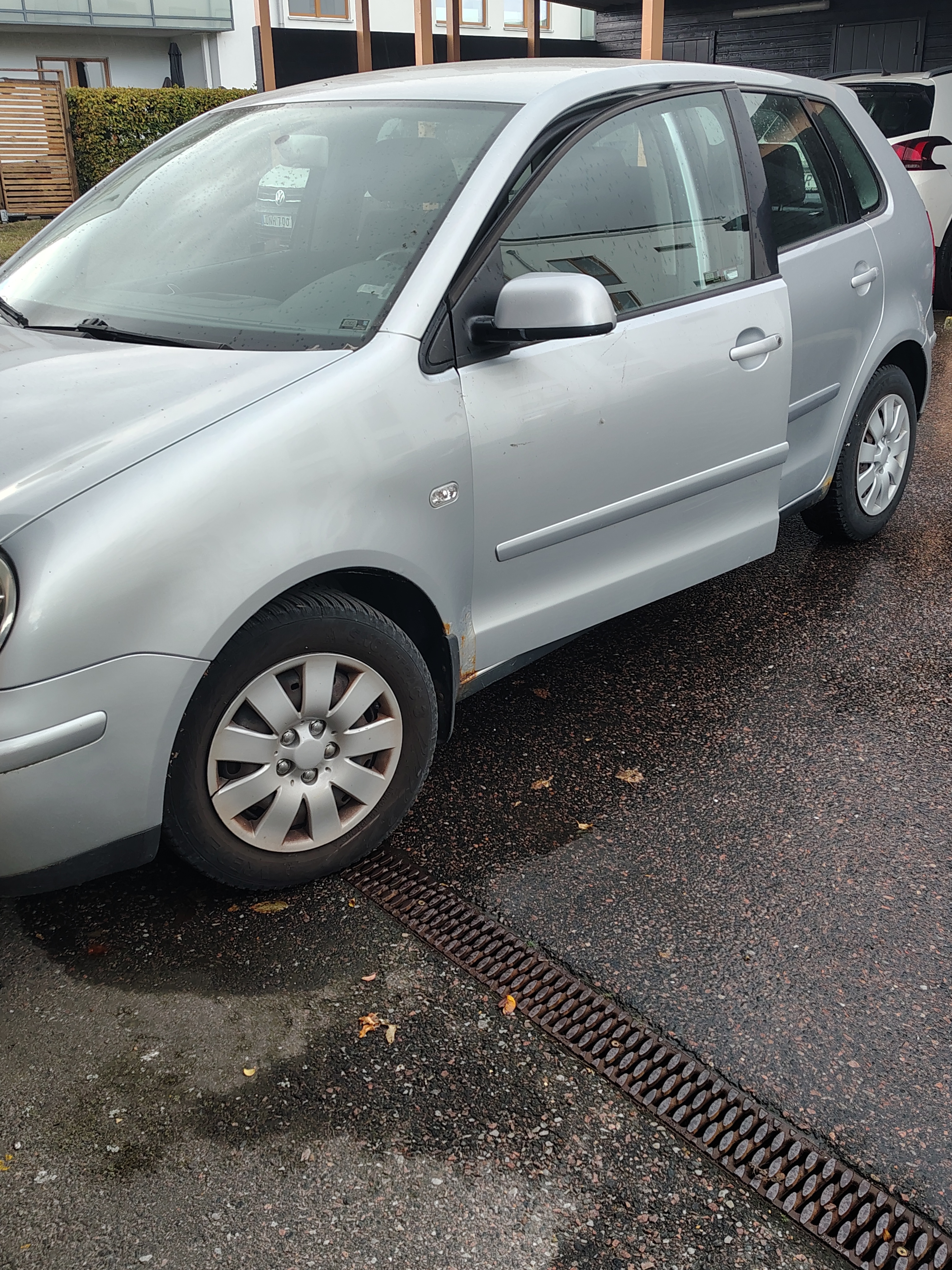 Volkswagen Polo 2003, bild 3/6