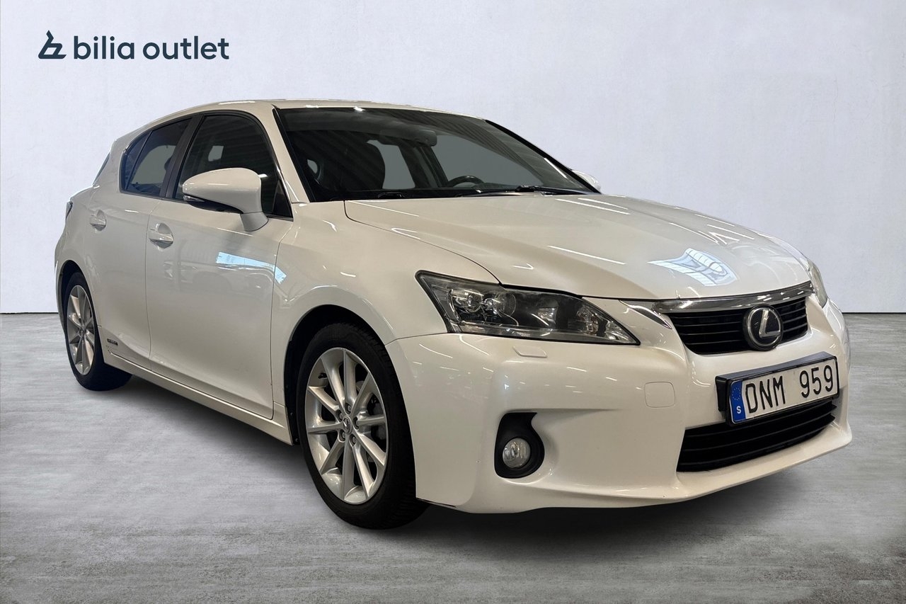 Lexus CT 200h CVT F Sport 135hk 2011, photo 4/10