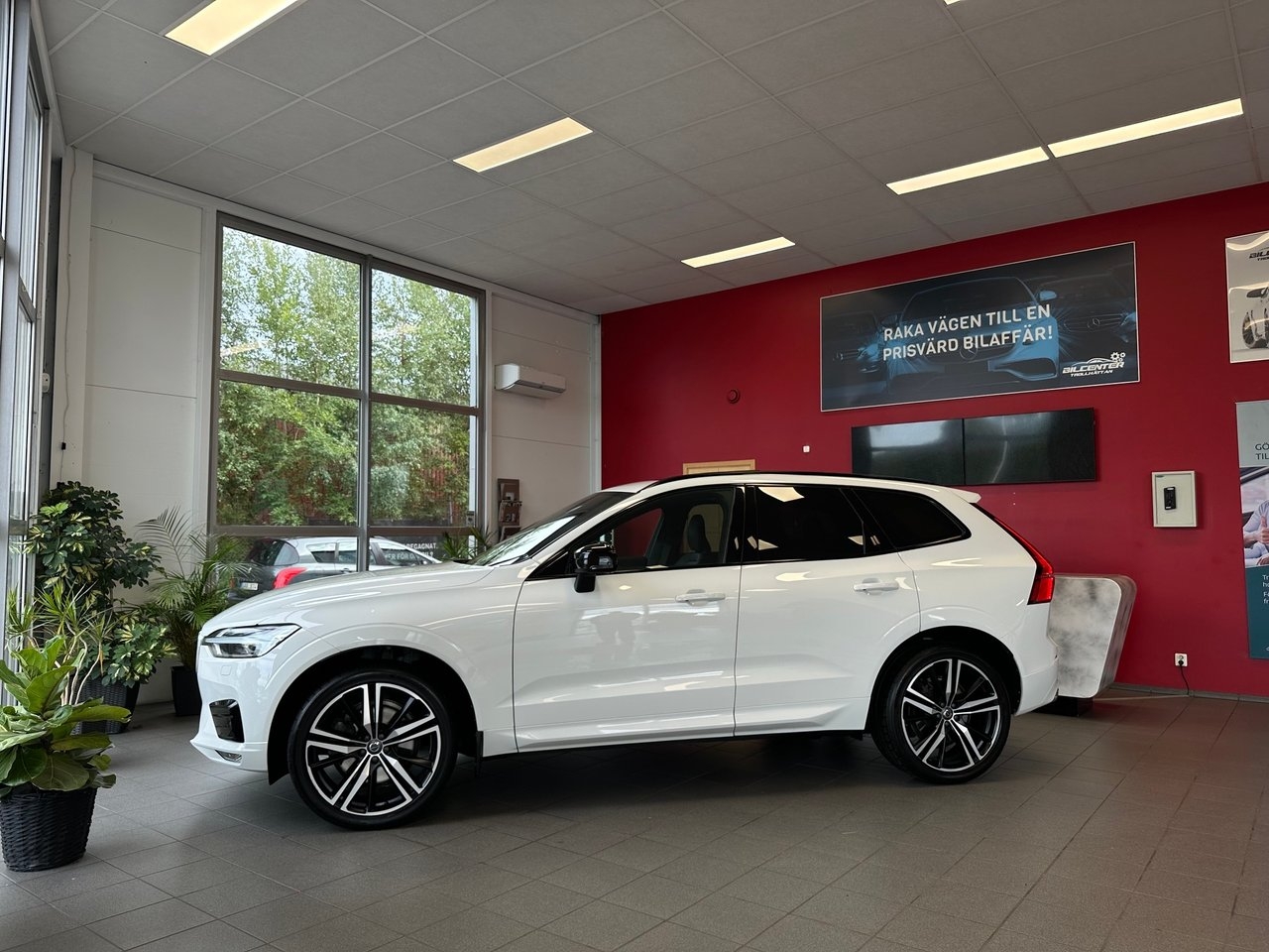 Volvo XC60 B4 AWD R-Design 2020, bild 3/10