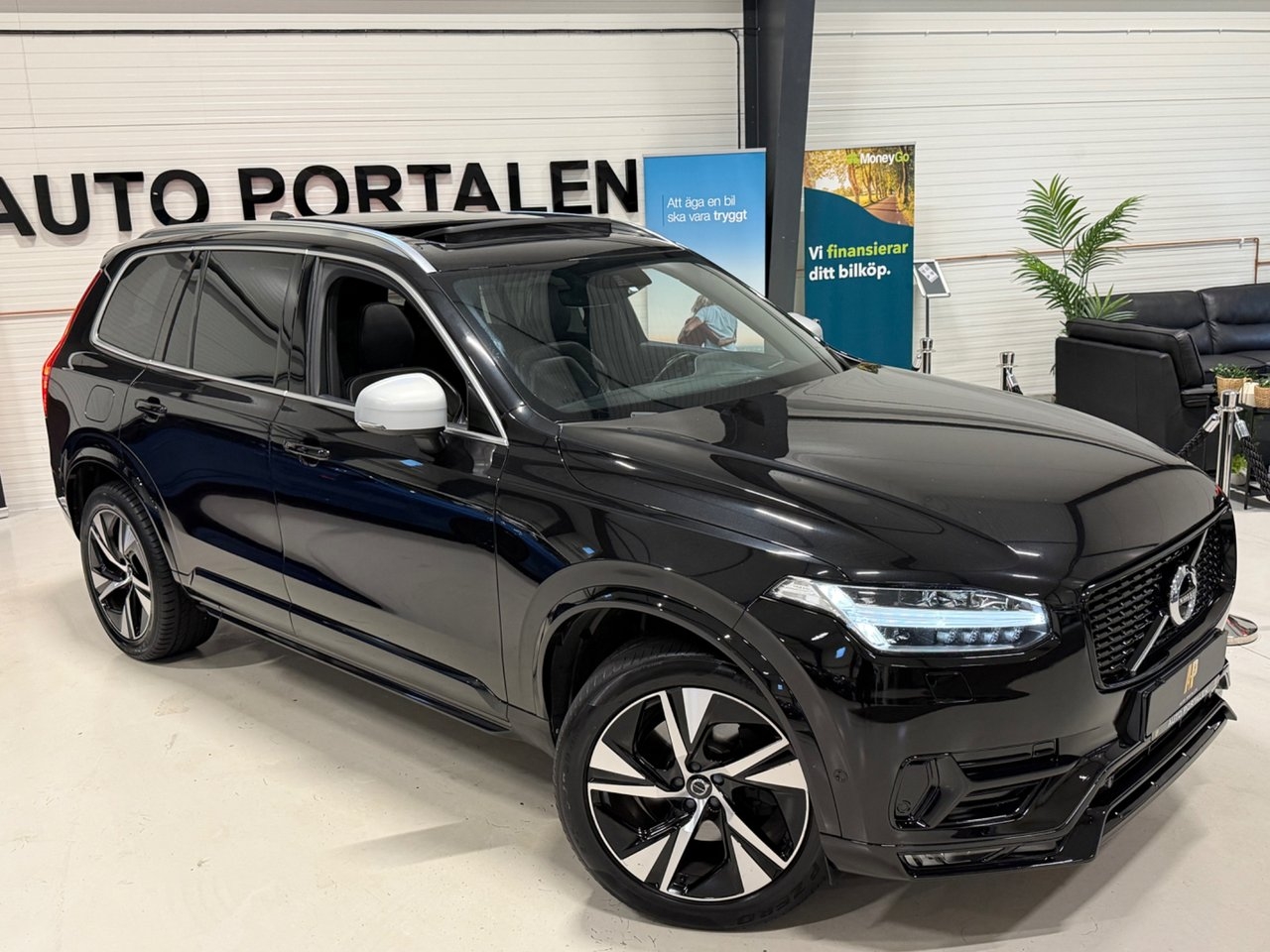 Volvo XC90 D5 AWD R-design 7-Sits / Pano 2018, bild 4/10