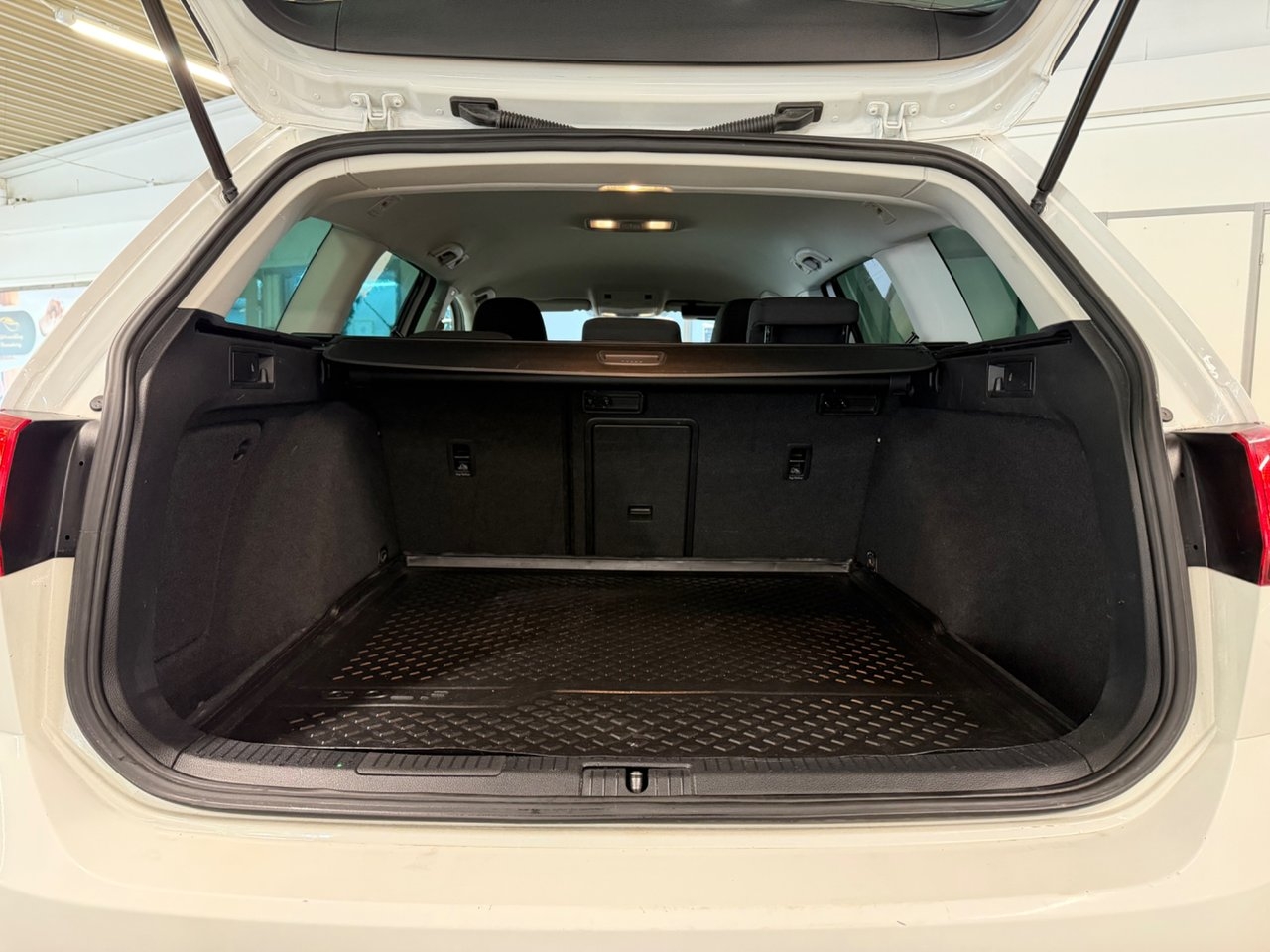 Volkswagen Golf 2016, photo 5/14