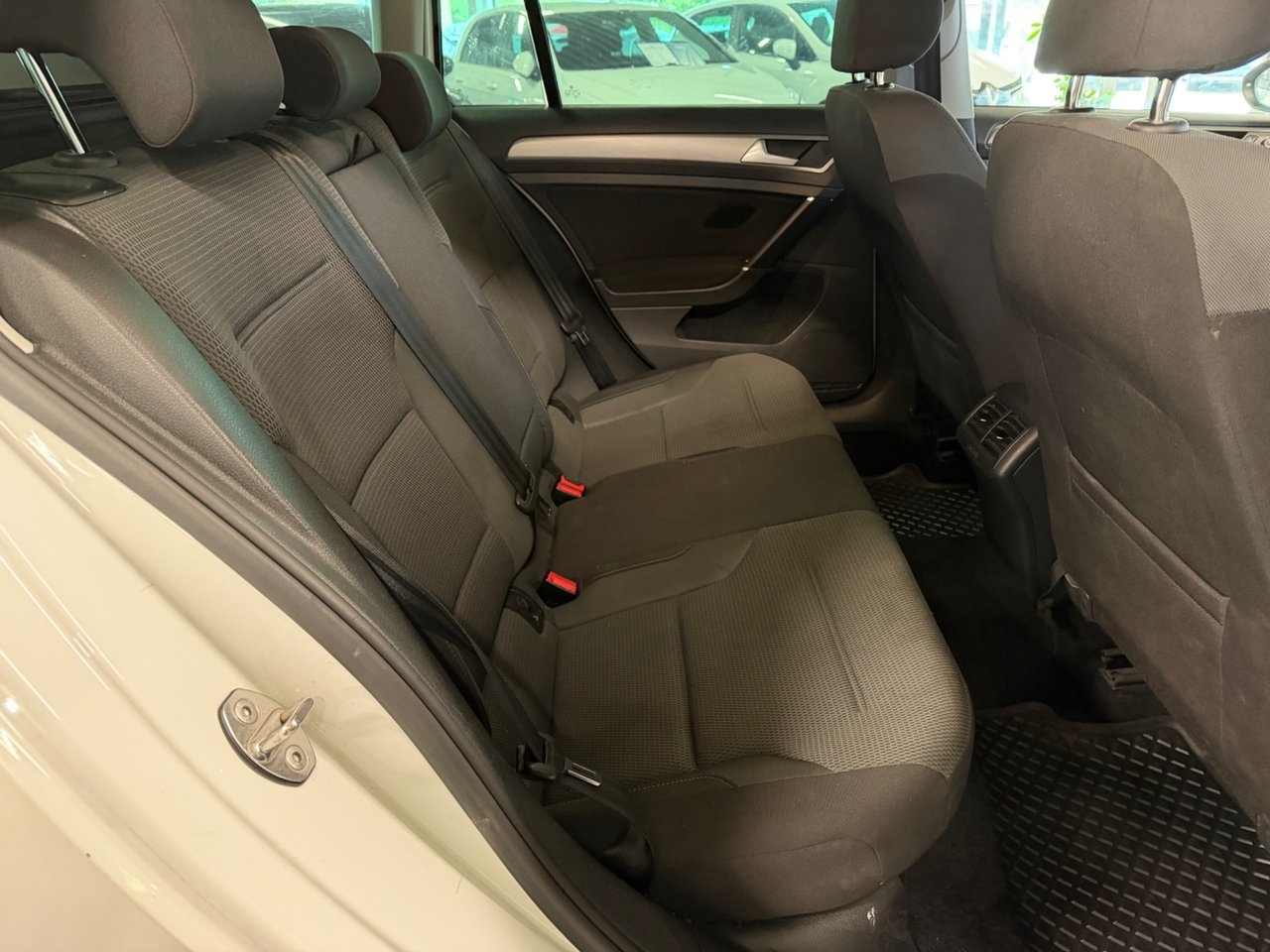 Volkswagen Golf 2016, photo 6/14