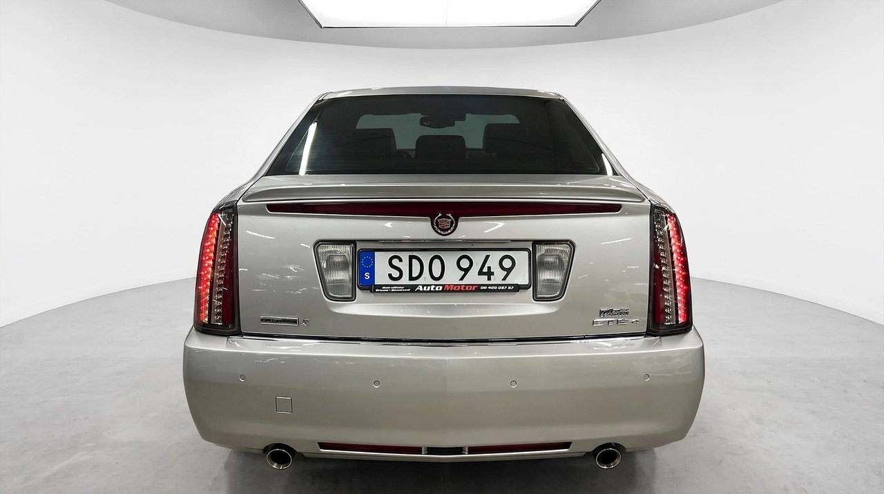 Cadillac STS 2008, kuva 5/10