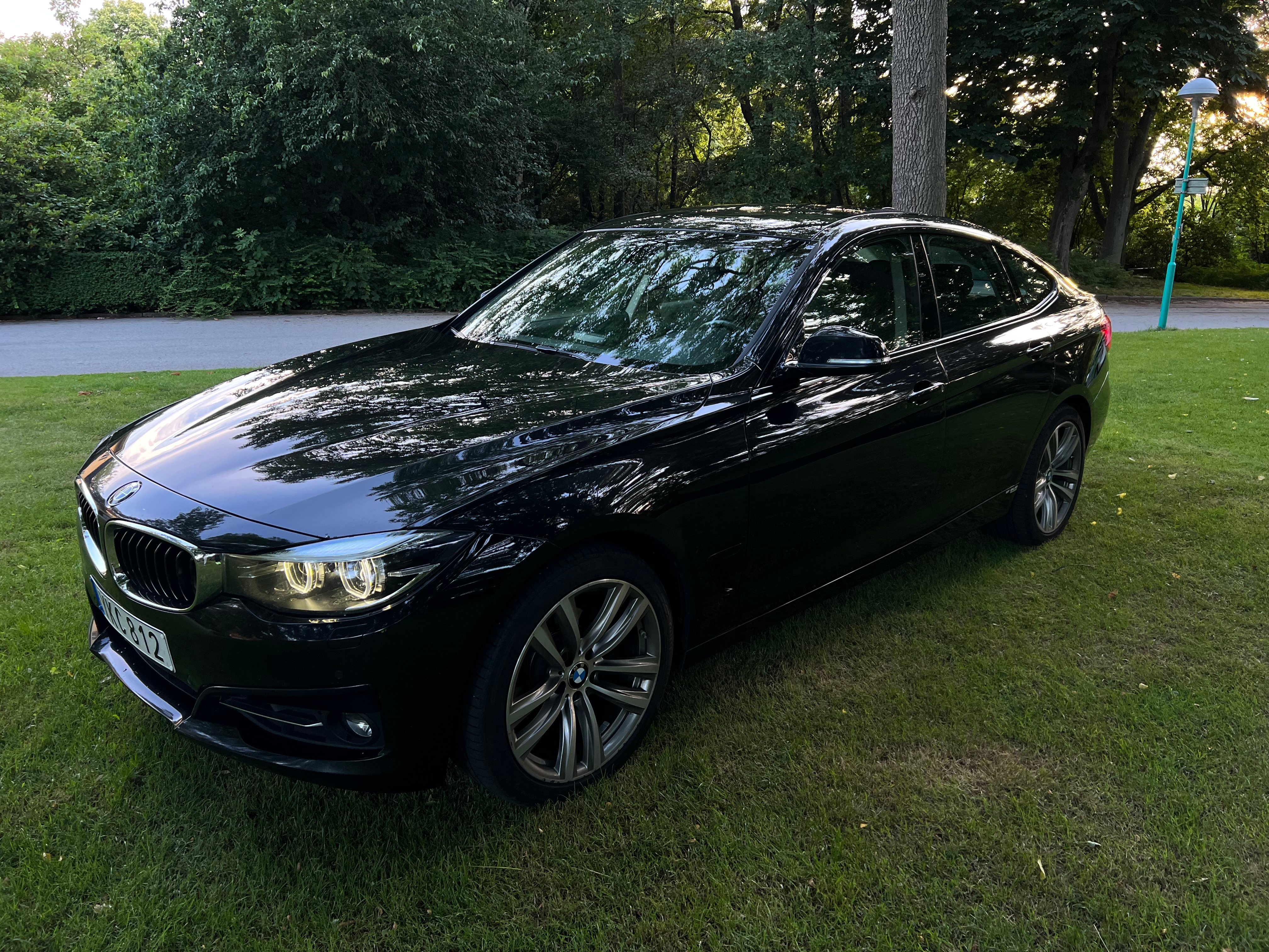 BMW 320 d Gran Turismo Steptronic 2017, kuva 2/9