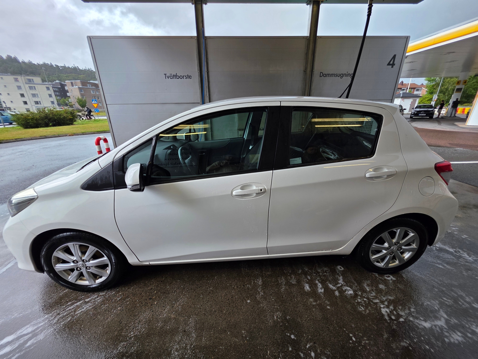 Toyota Yaris 2013, bild 5/8
