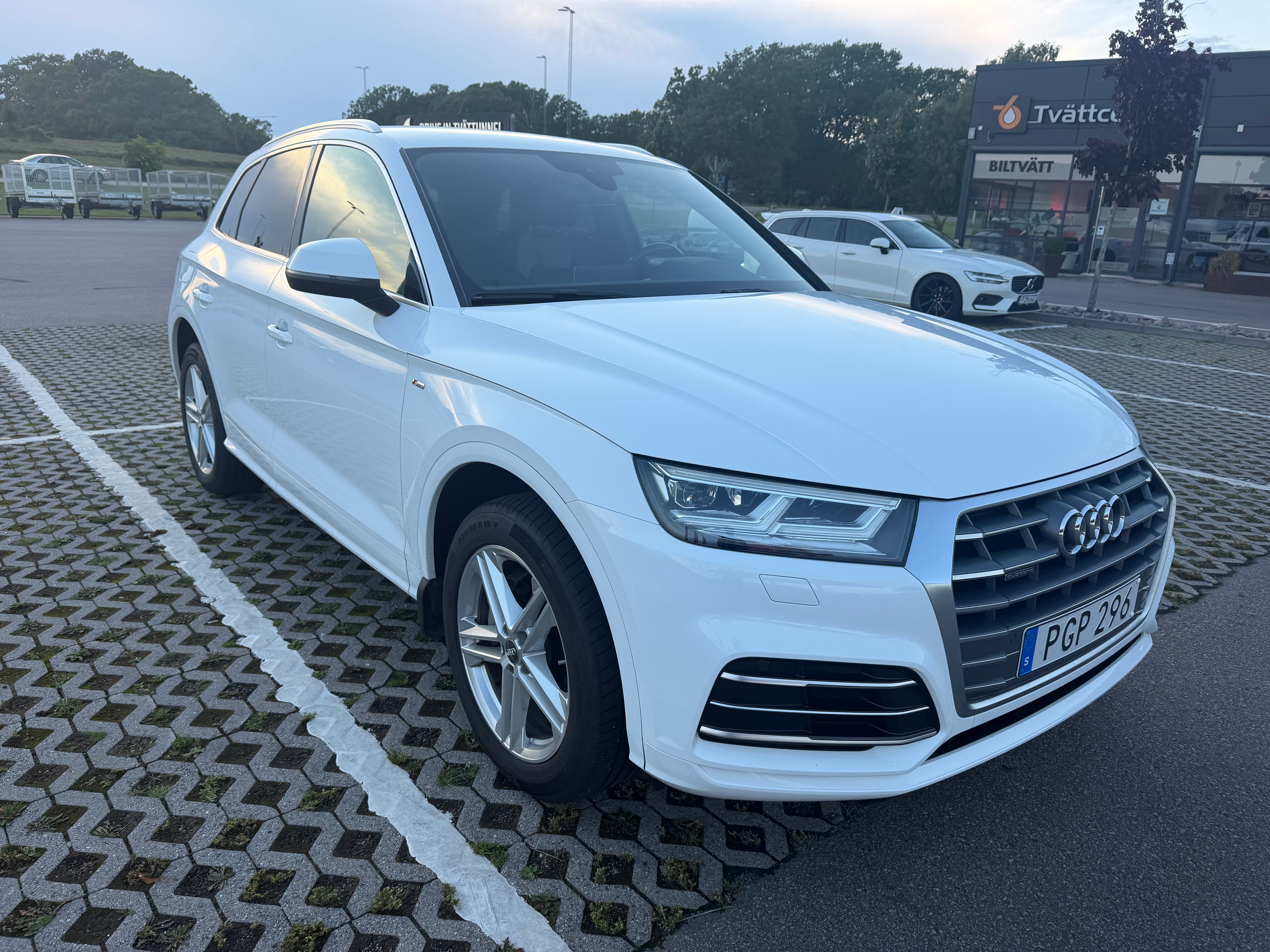Audi Q5 2.0 TDI quattro S Tronic 2017, bild 3/10